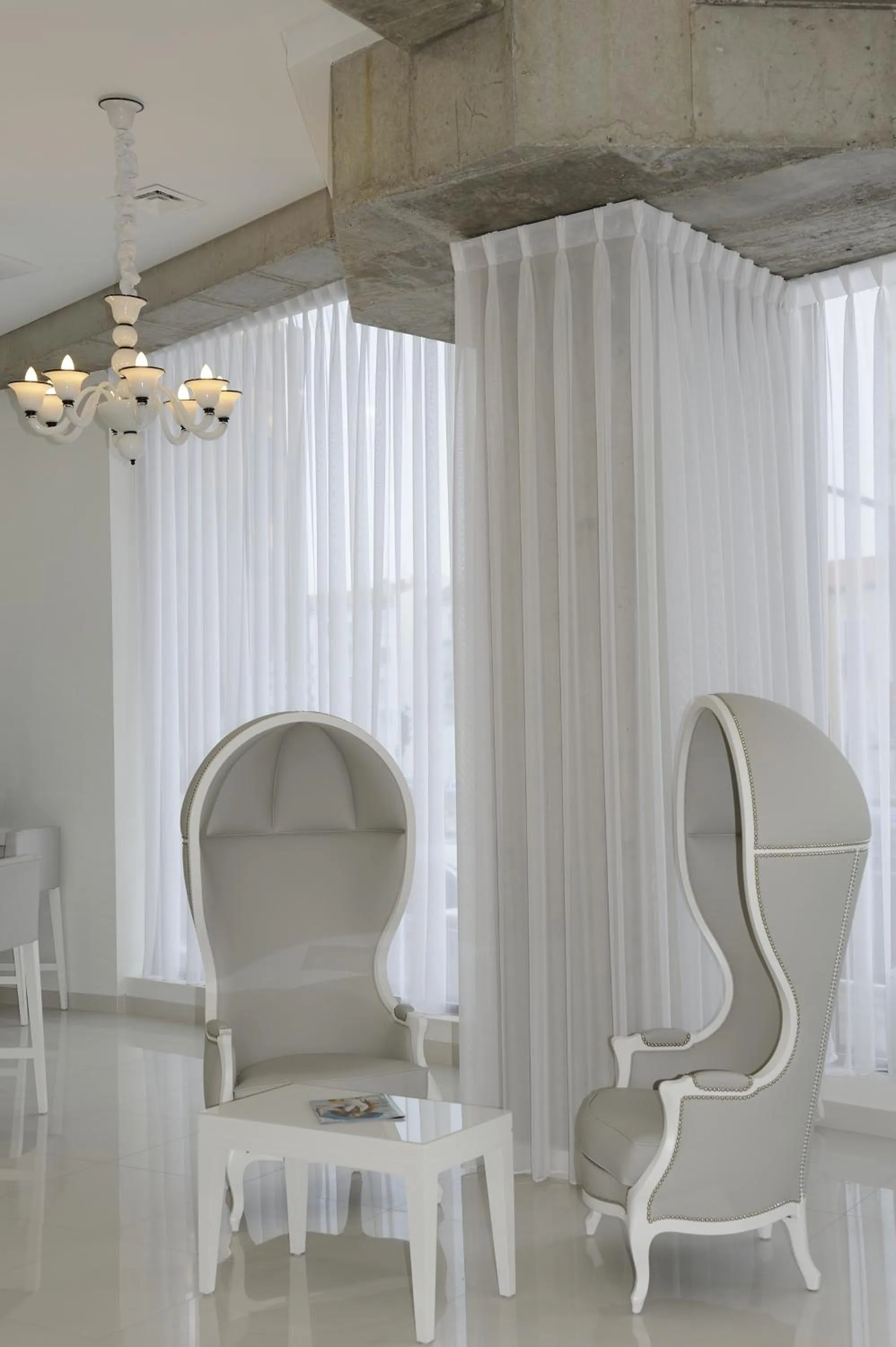 Lounge or bar in Kyriad Prestige Perpignan Centre Gare