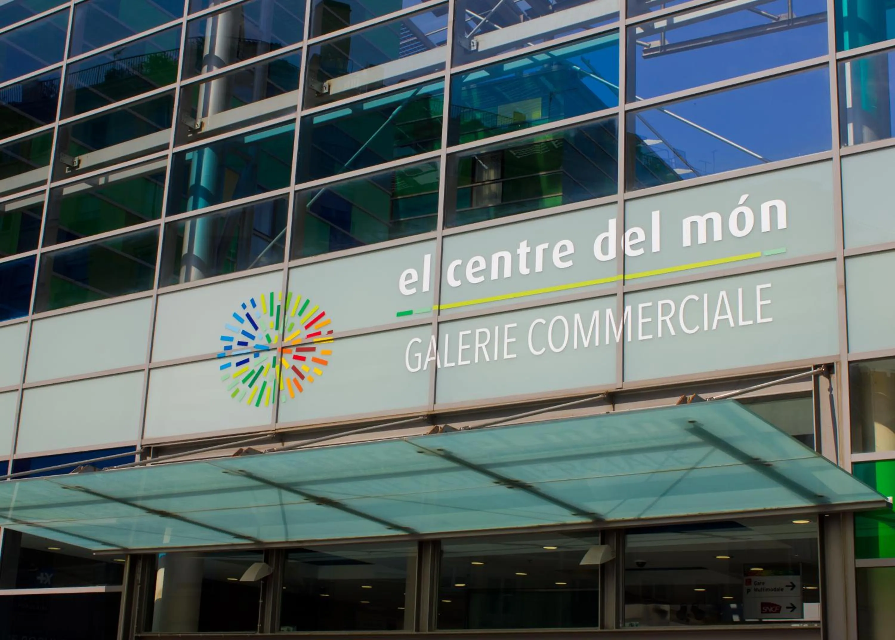 Property building in Kyriad Prestige Perpignan Centre Gare