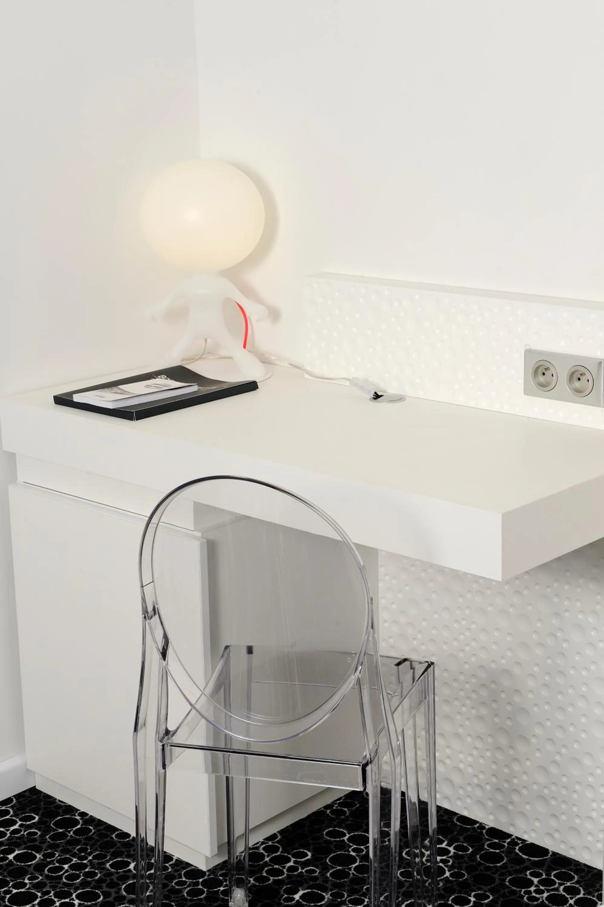 Decorative detail in Kyriad Prestige Perpignan Centre Gare