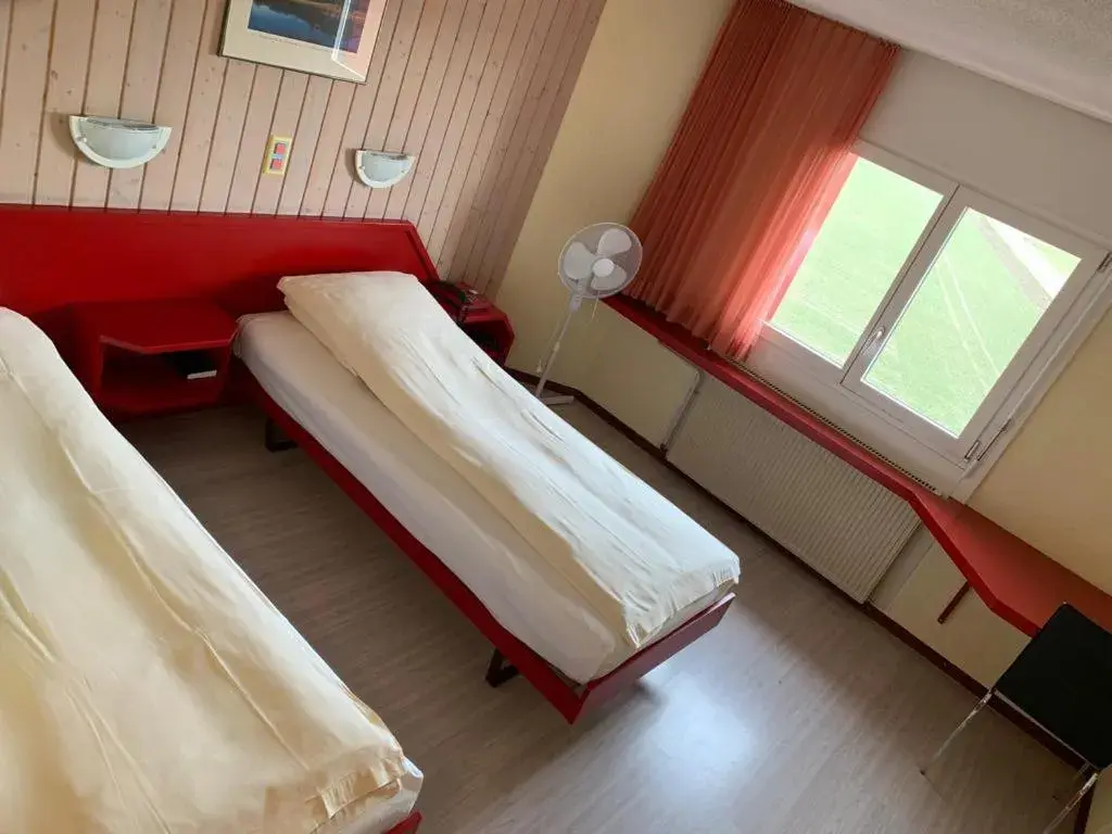 Twin Room in Hotel Lyssach Twin Room in Hotel Lyssach