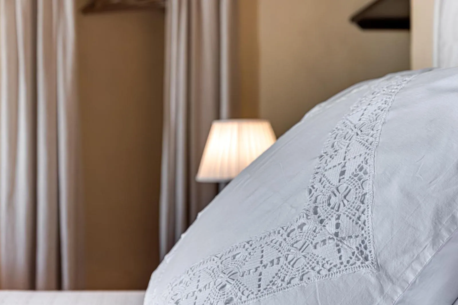 Decorative detail, Bed in Convento San Bartolomeo - Piscina Esterna Riscaldata