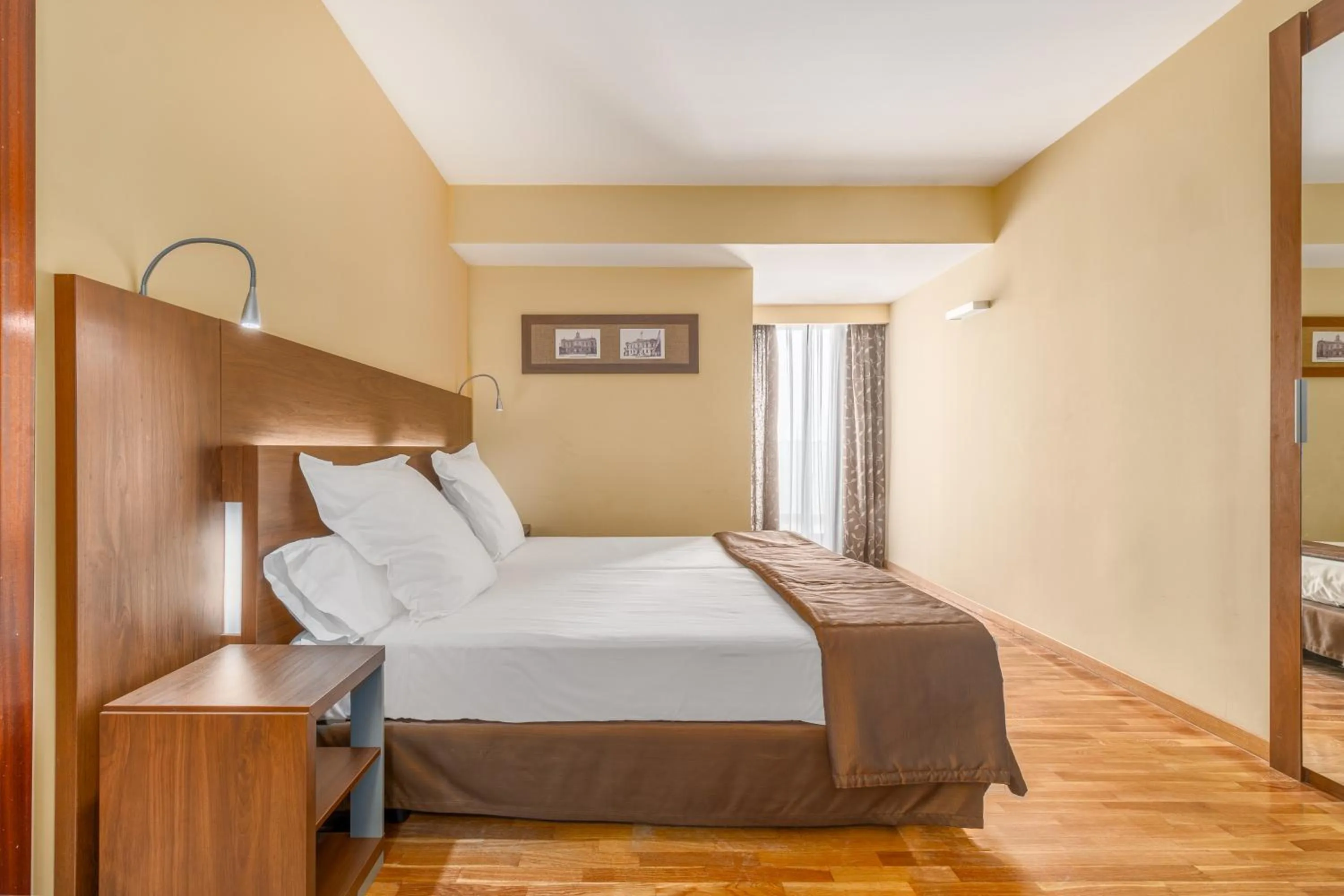 Bed in Exe Doña Carlota