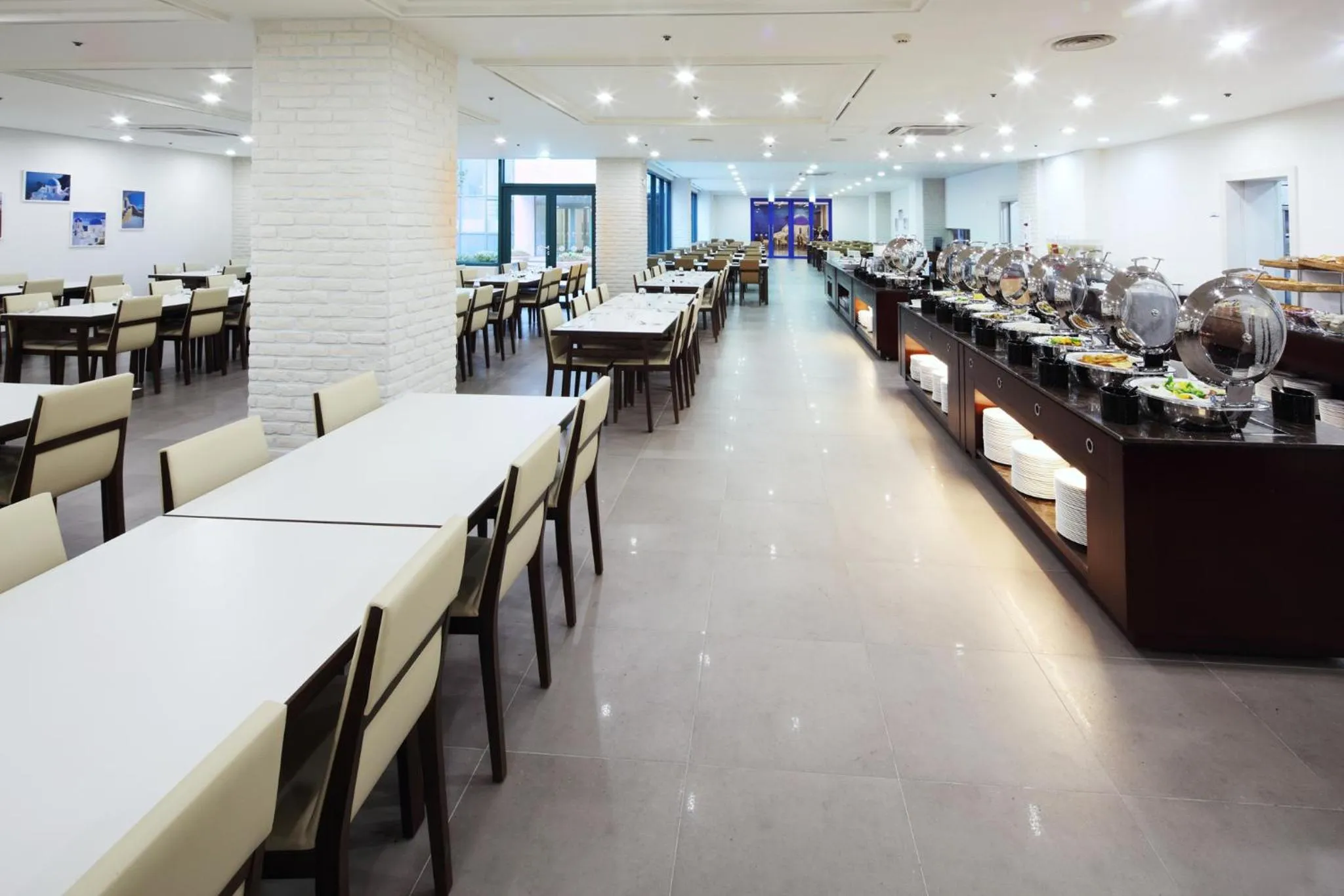 Restaurant/places to eat in Hanwha Resort Daecheon Paros