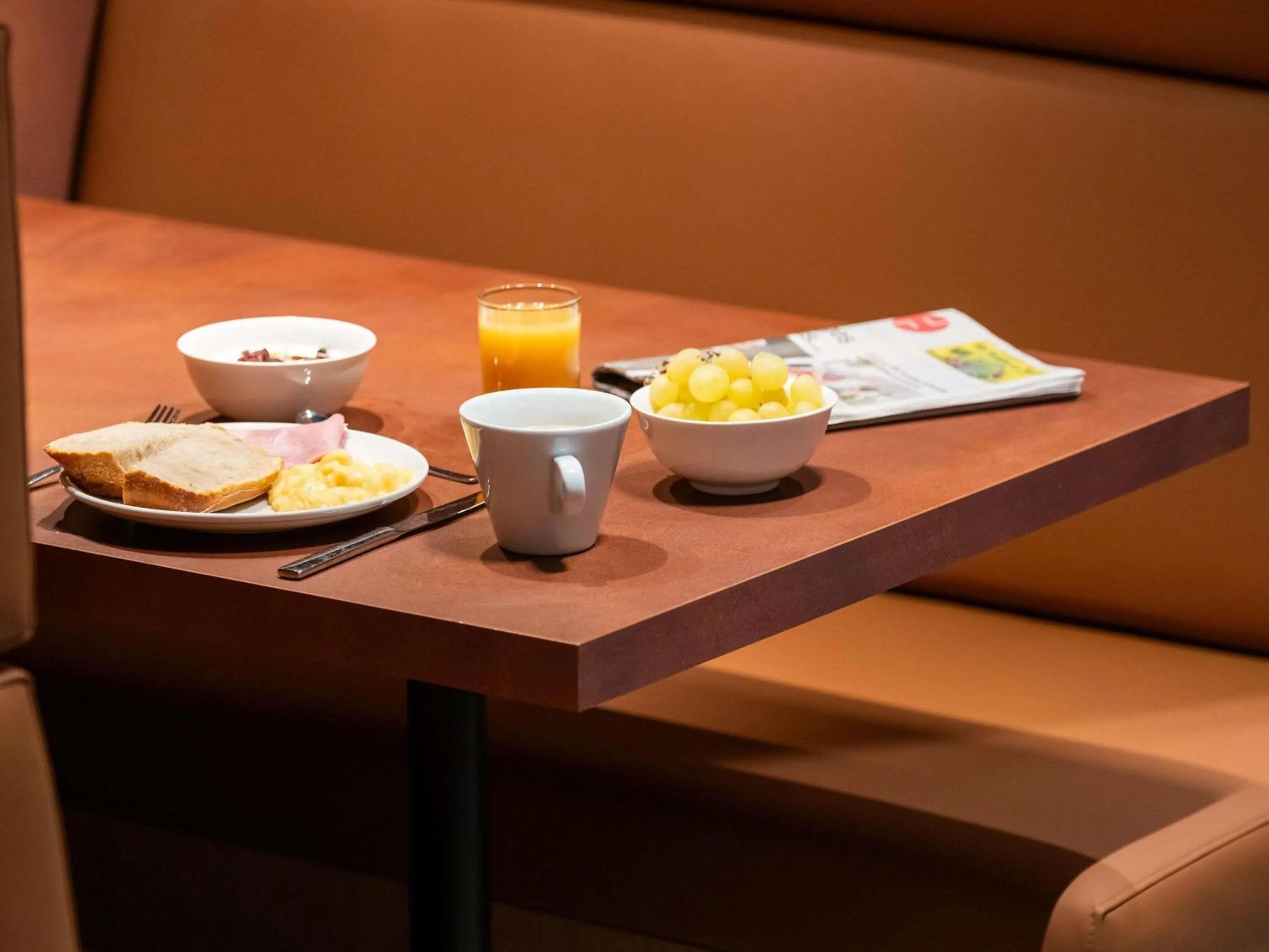 Breakfast in ibis Nantes Treillières