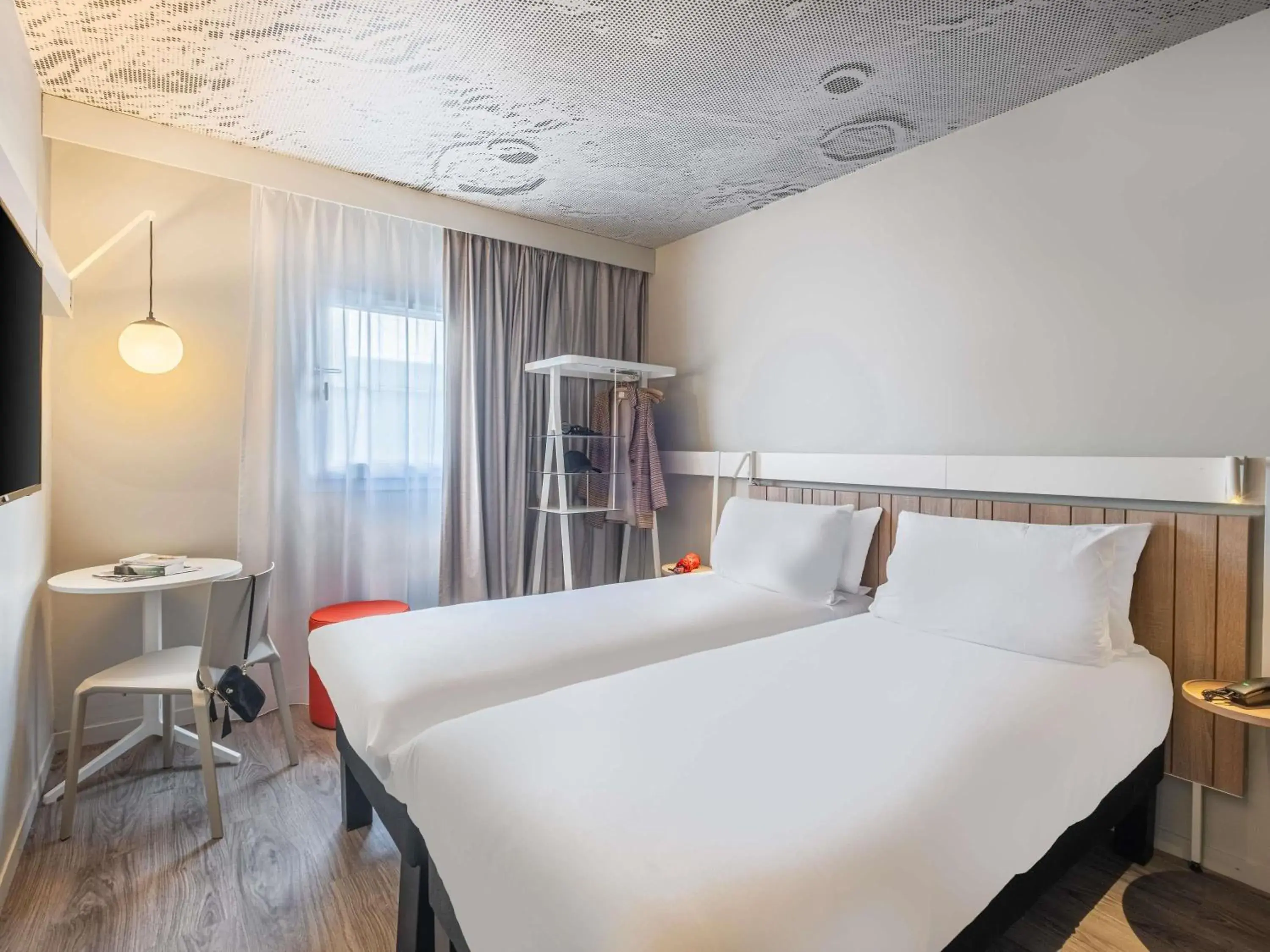 Standard Twin Room in ibis Nantes Treillières Standard Twin Room in ibis Nantes Treillières