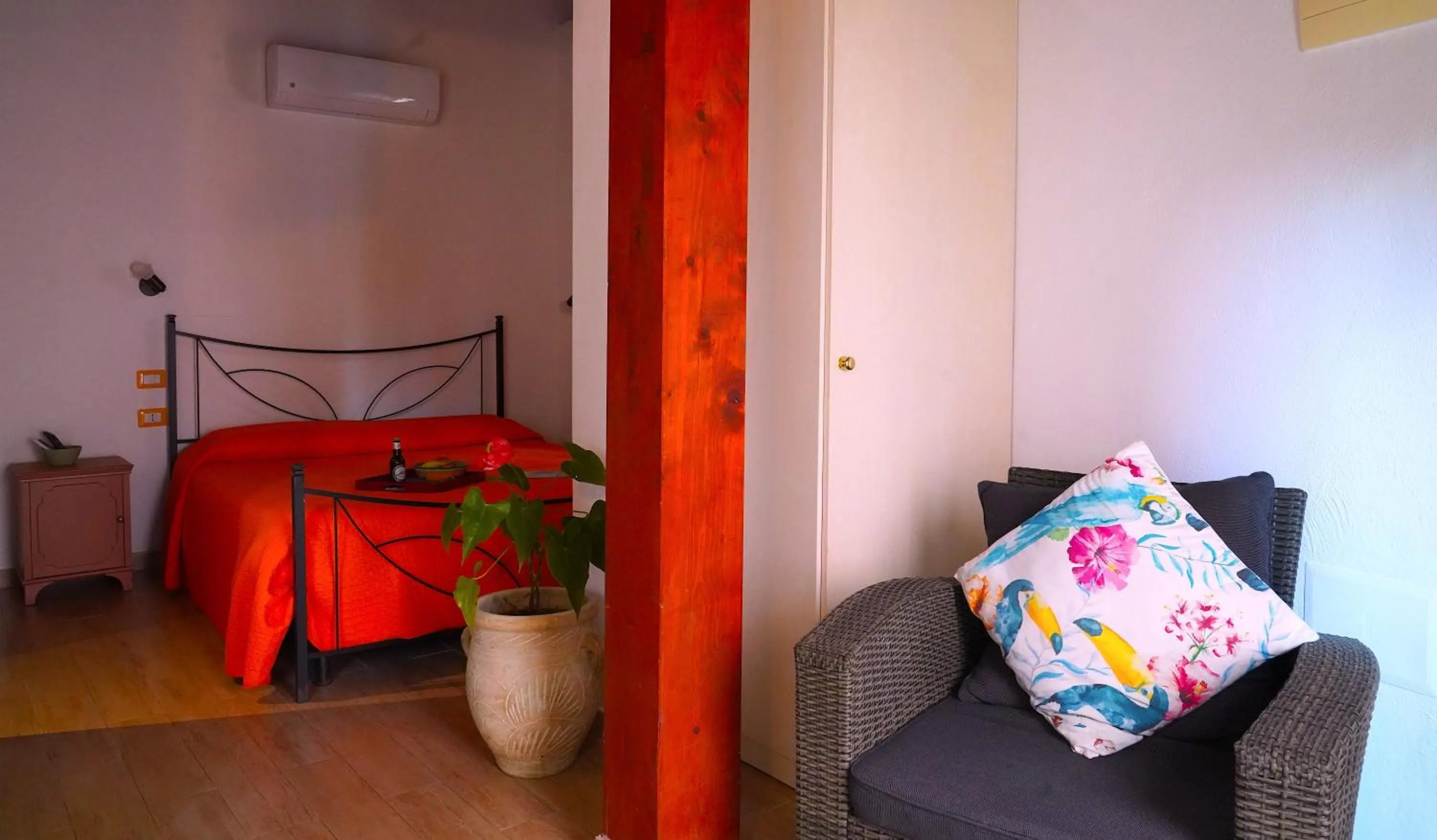 Bed in Flowery Inn Villa