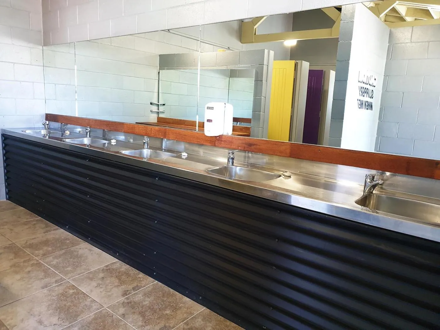 Bathroom in Lake Ruataniwha Holiday Park