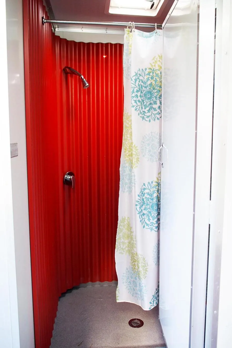 Shower in Lake Ruataniwha Holiday Park