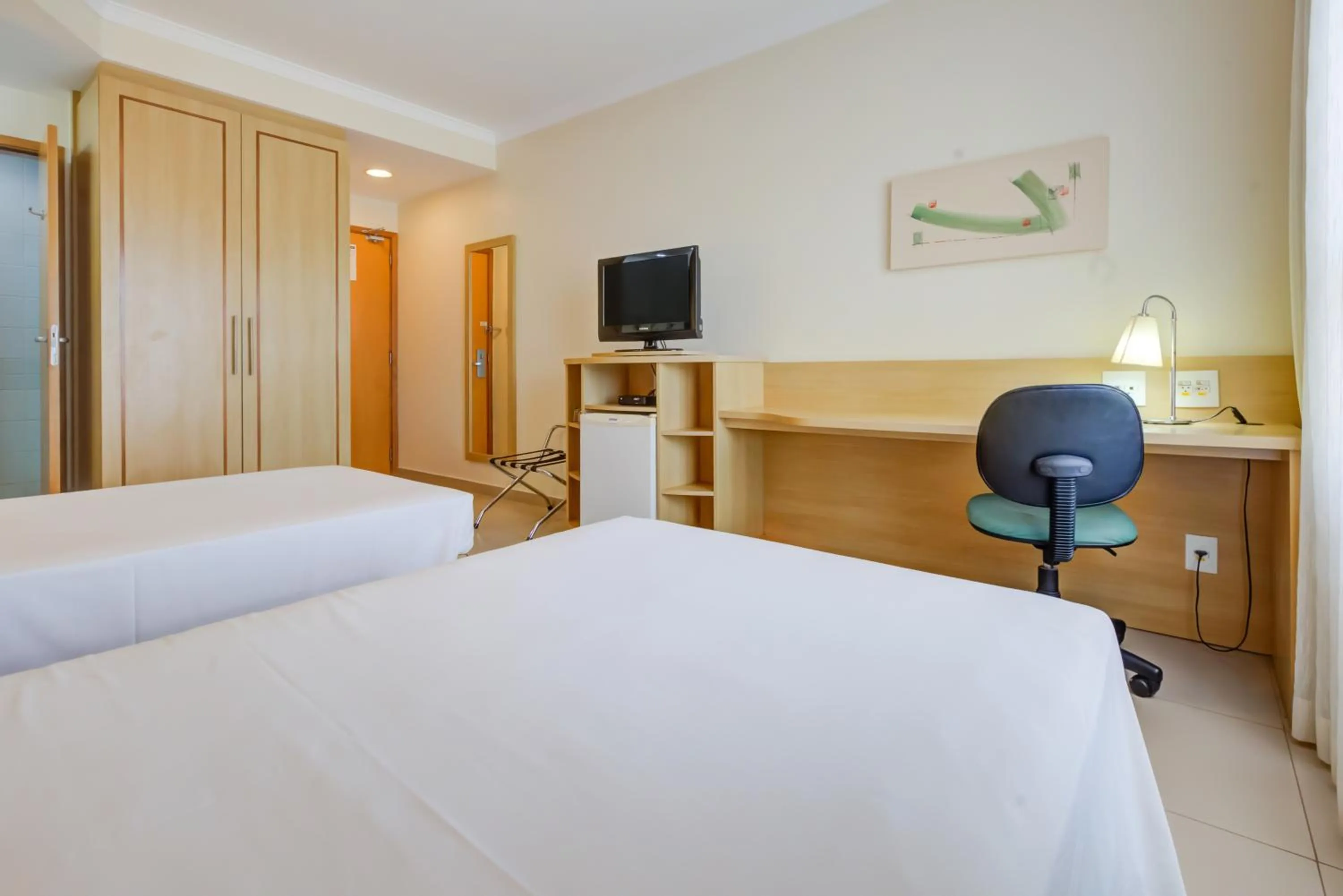 Bedroom, Bed in Comfort Franca