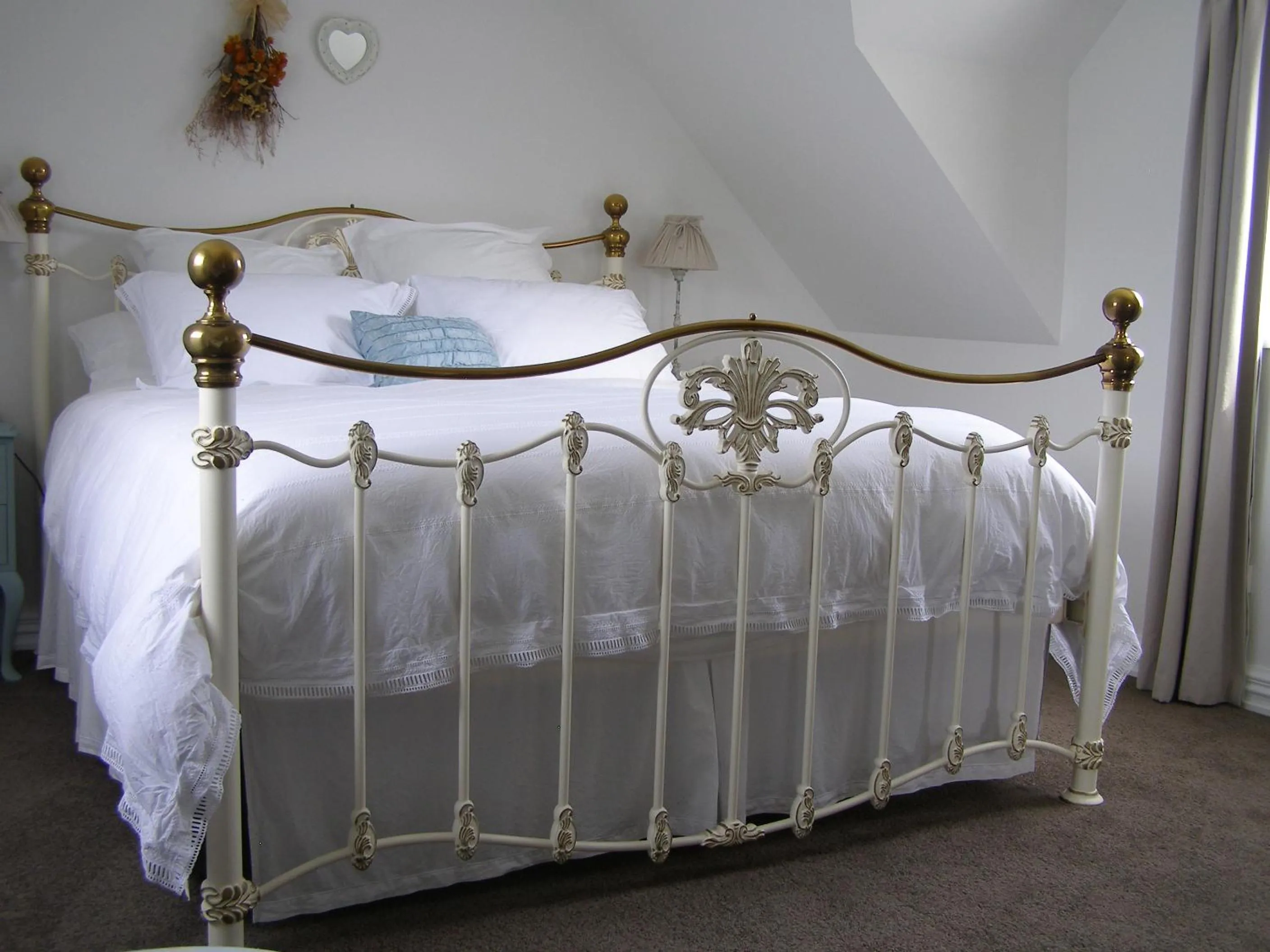 Bed in Ashley Villa BnB