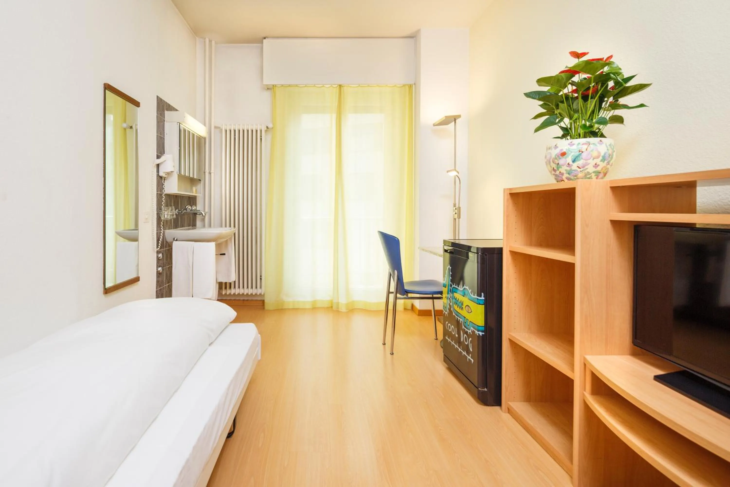 Day, Bed in Residence zum Löwen