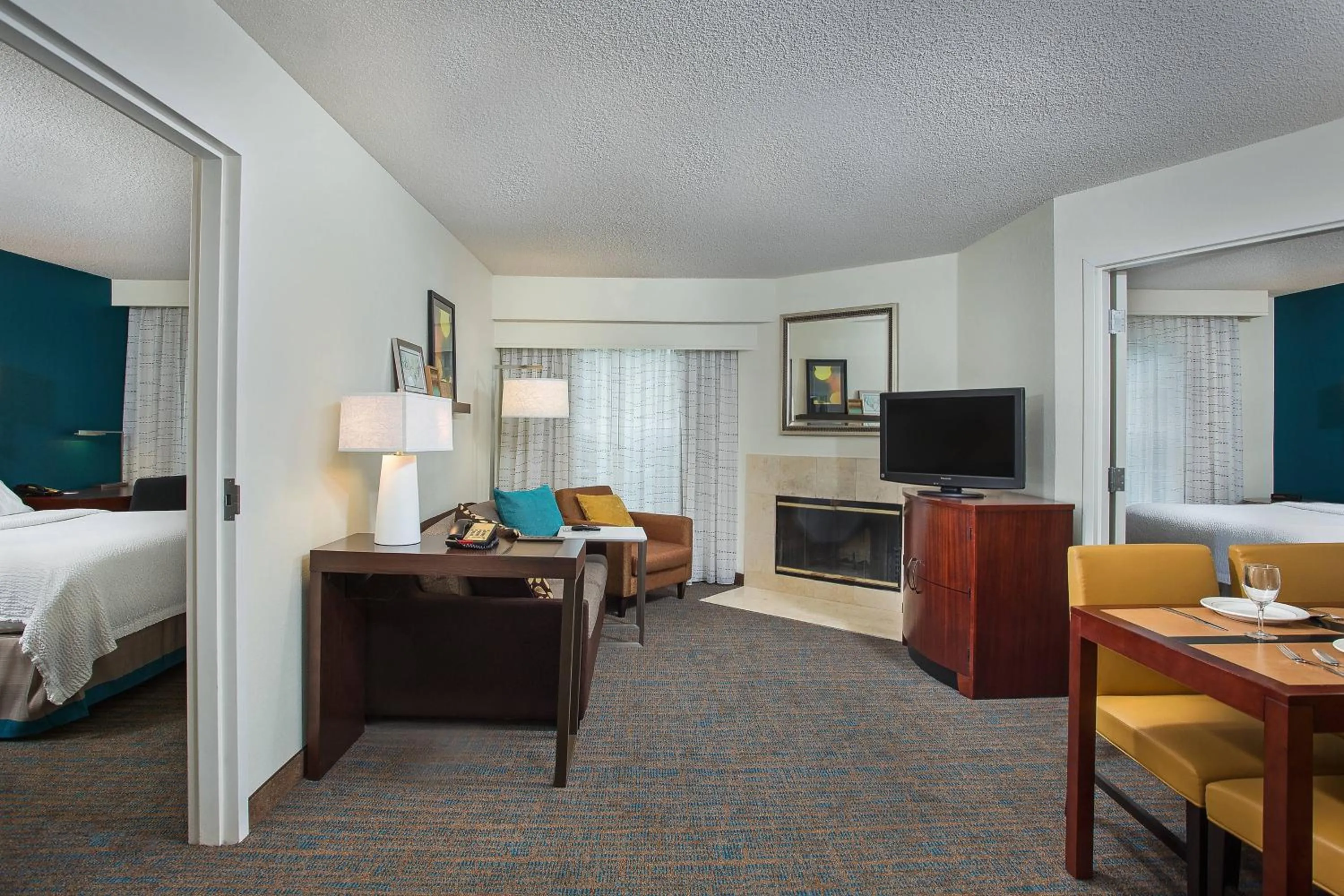 Bedroom, Bed in Residence Inn Knoxville Cedar Bluff