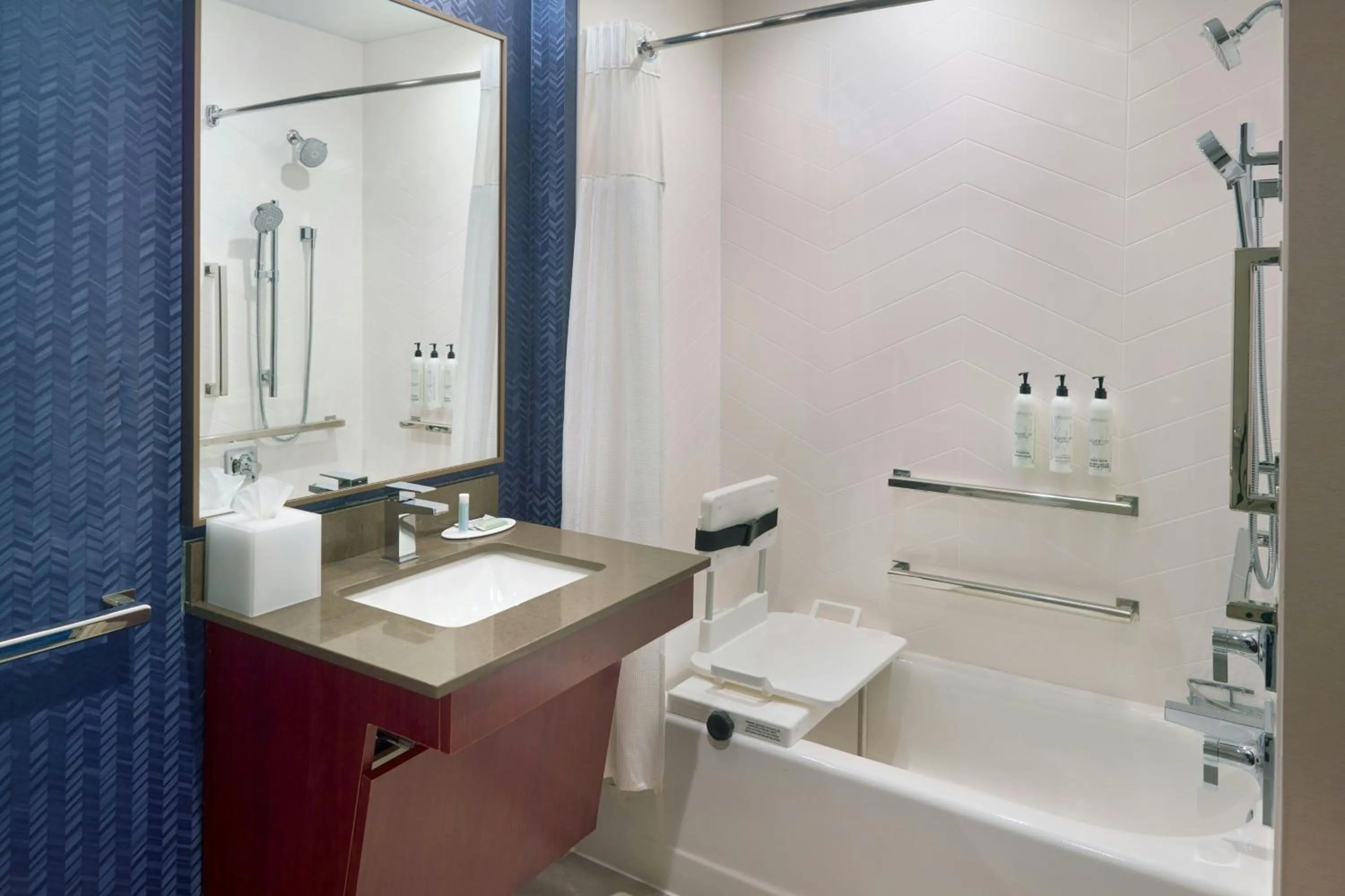 Bathroom in Fairfield Inn & Suites by Marriott Frederick