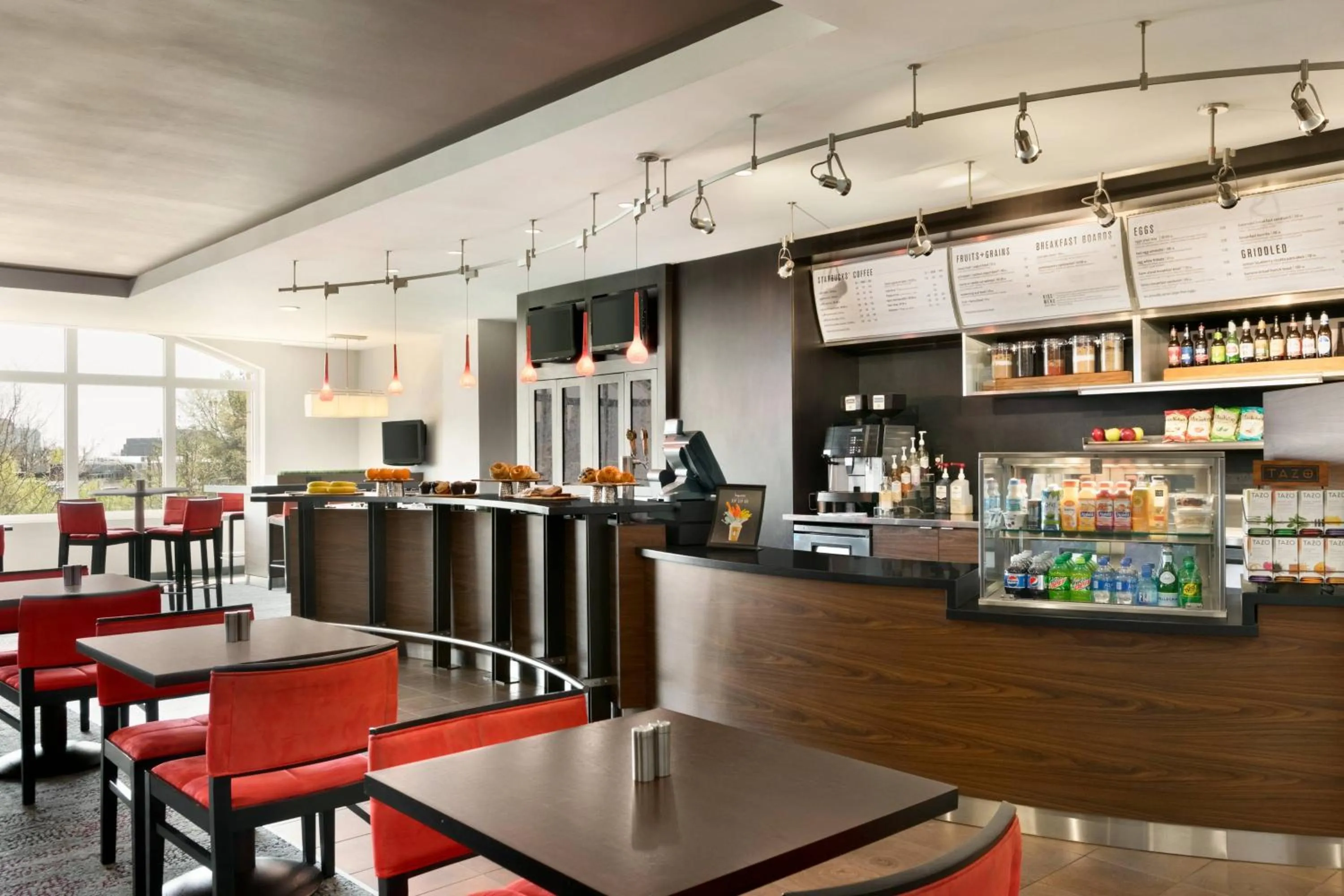 Restaurant/places to eat in Courtyard by Marriott Tysons McLean