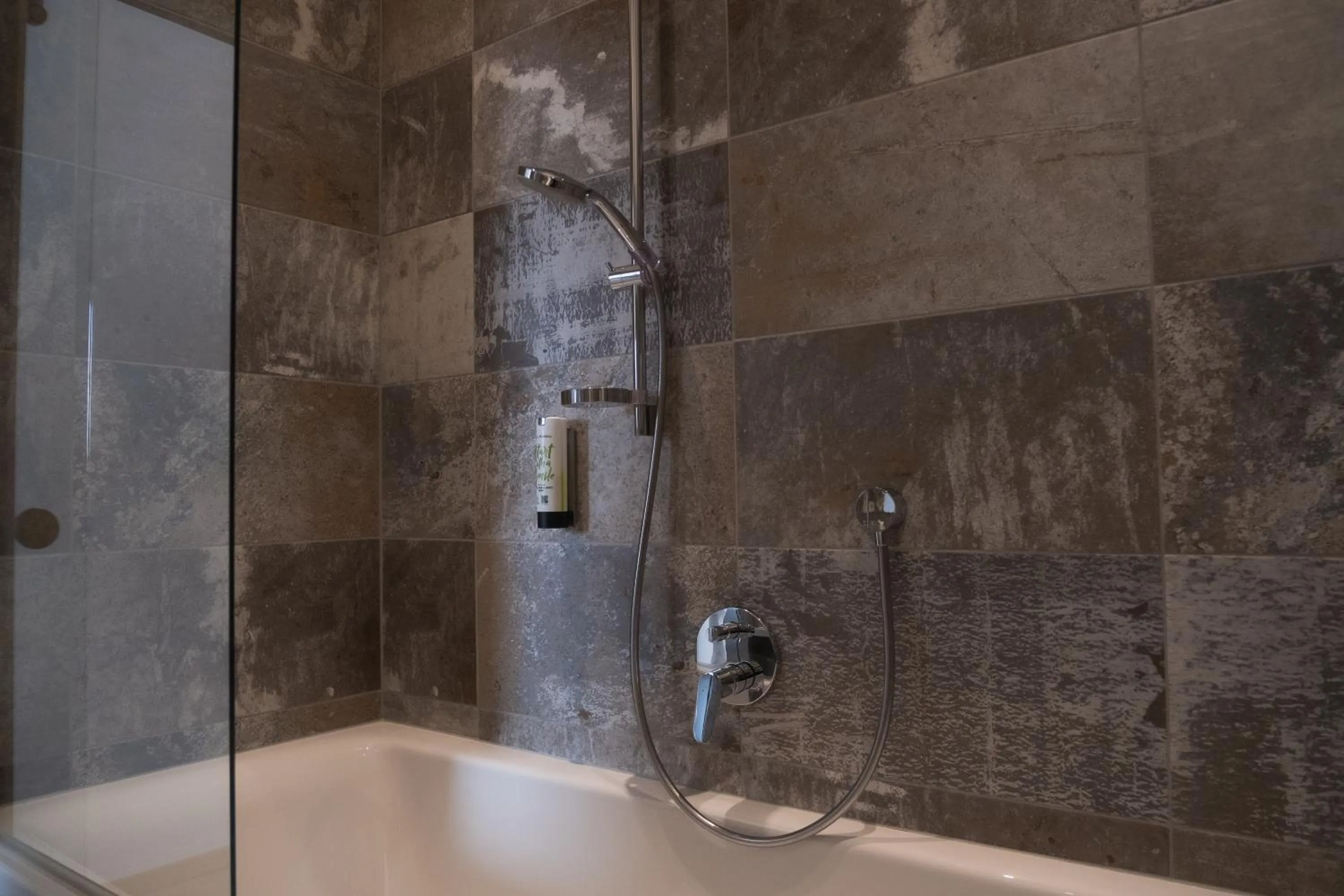 Bathroom in City-Hotel