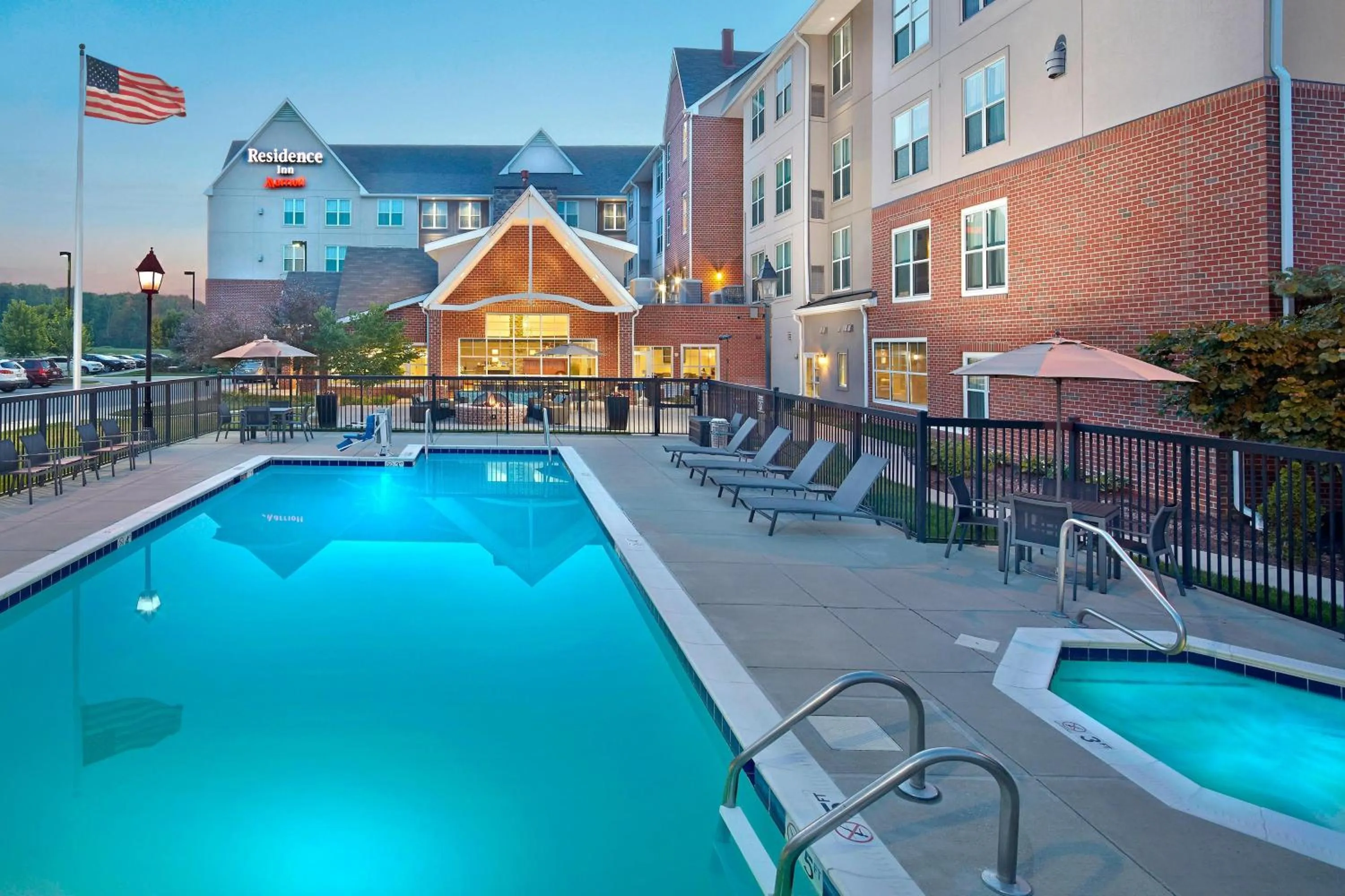 Swimming pool in Residence Inn by Marriott Waldorf