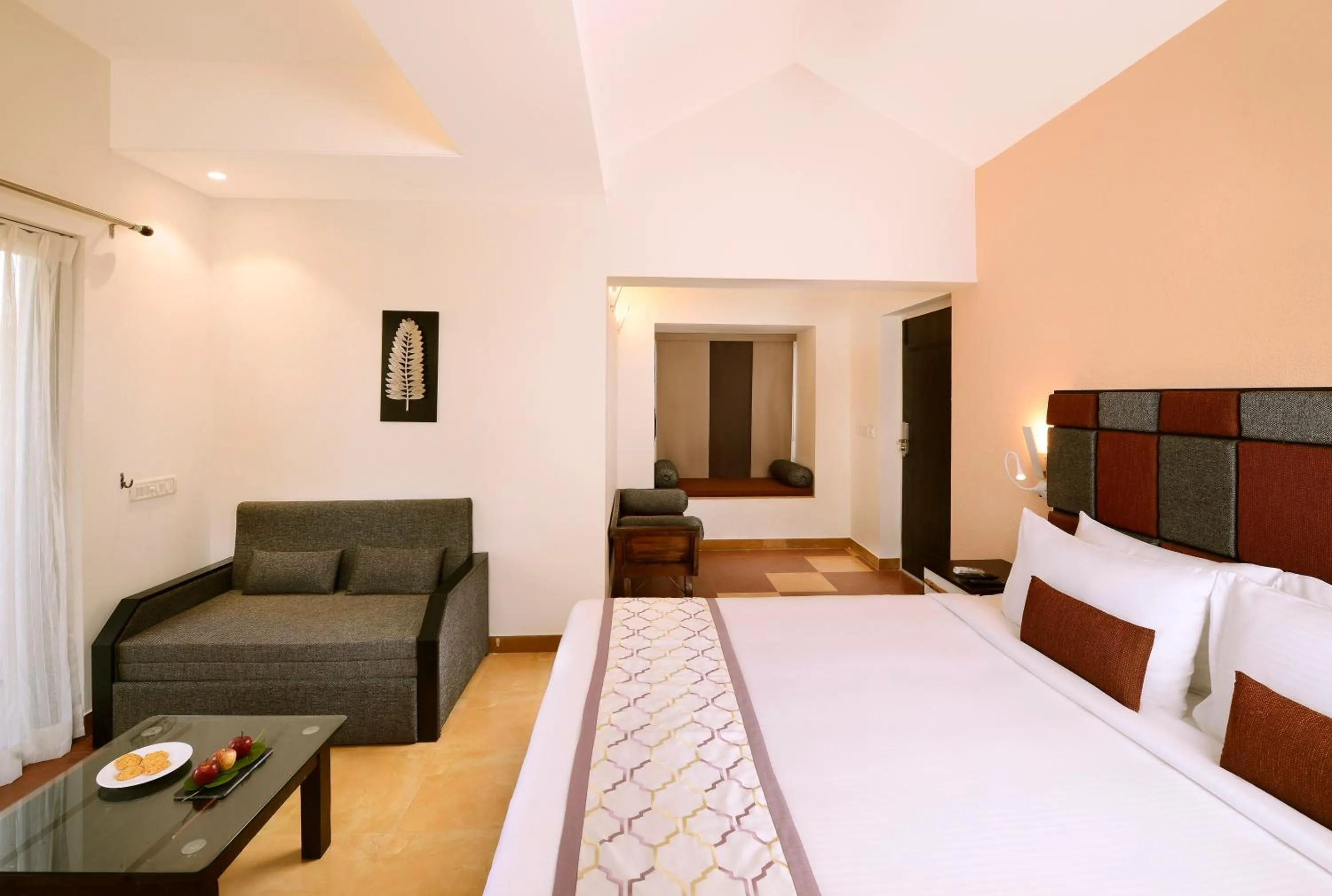 Living room, Bed in Sterling Kanha