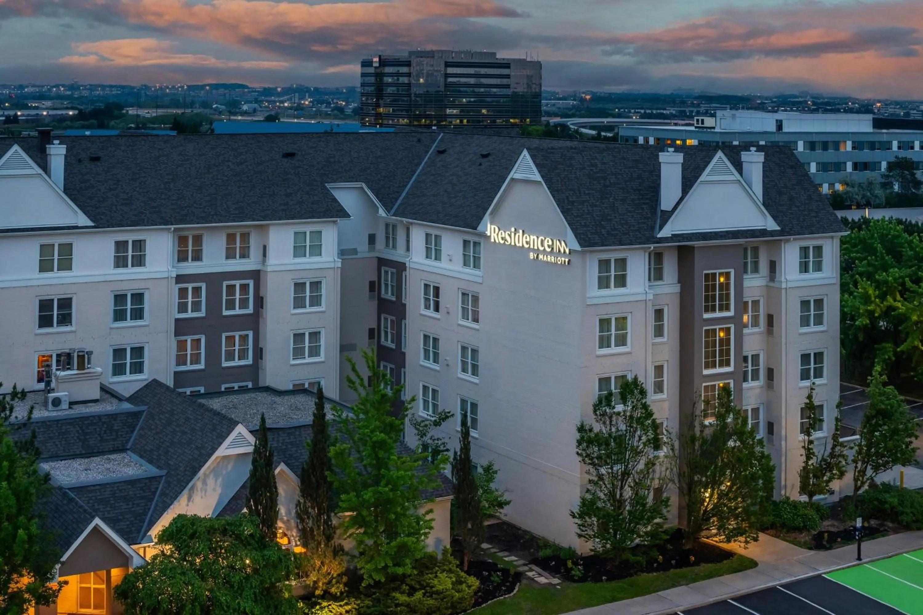 Property building in Residence Inn by Marriott Toronto Markham