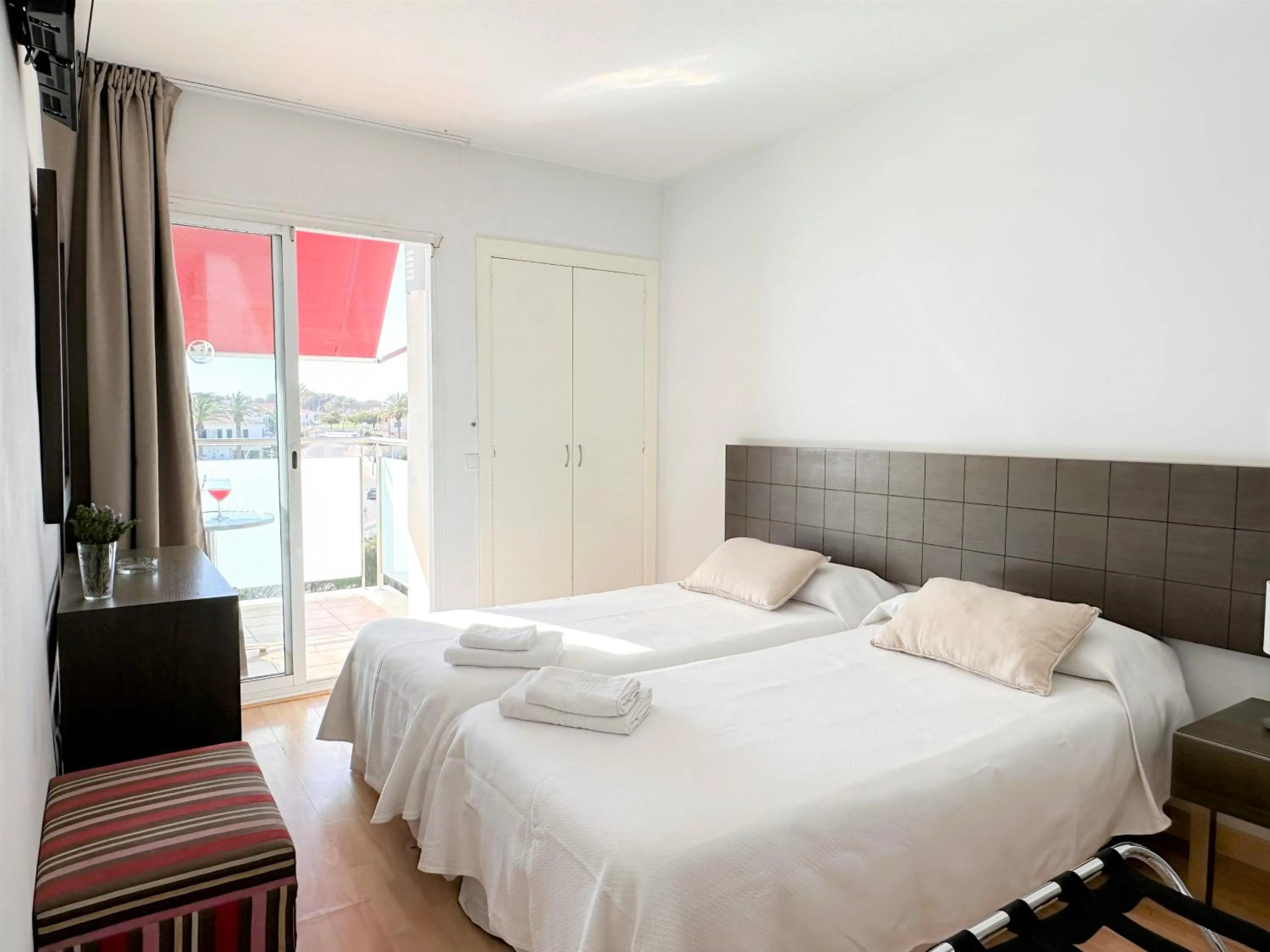 Photo of the whole room, Bed in Grupoandria Hotel Platja Gran