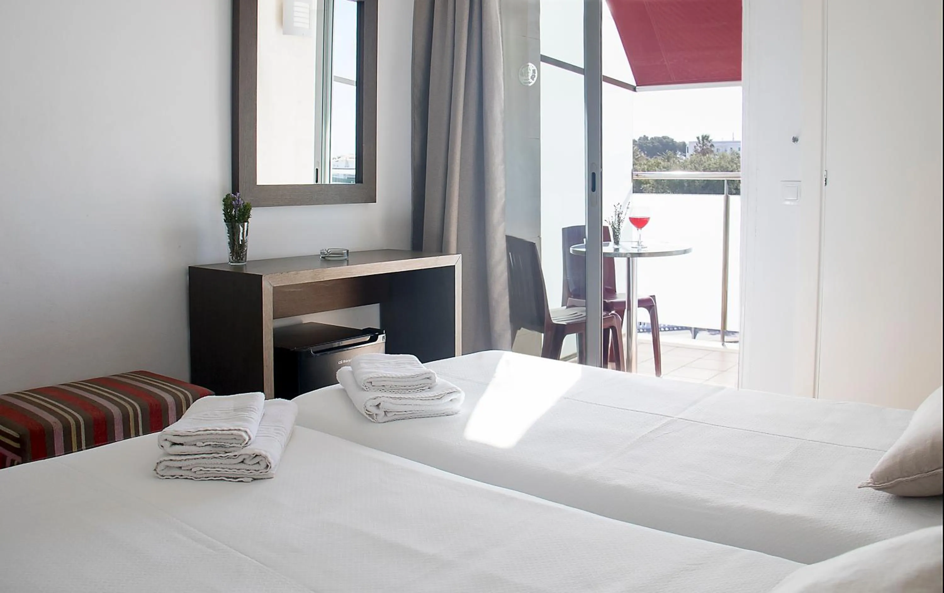 Bedroom, Bed in Grupoandria Hotel Platja Gran