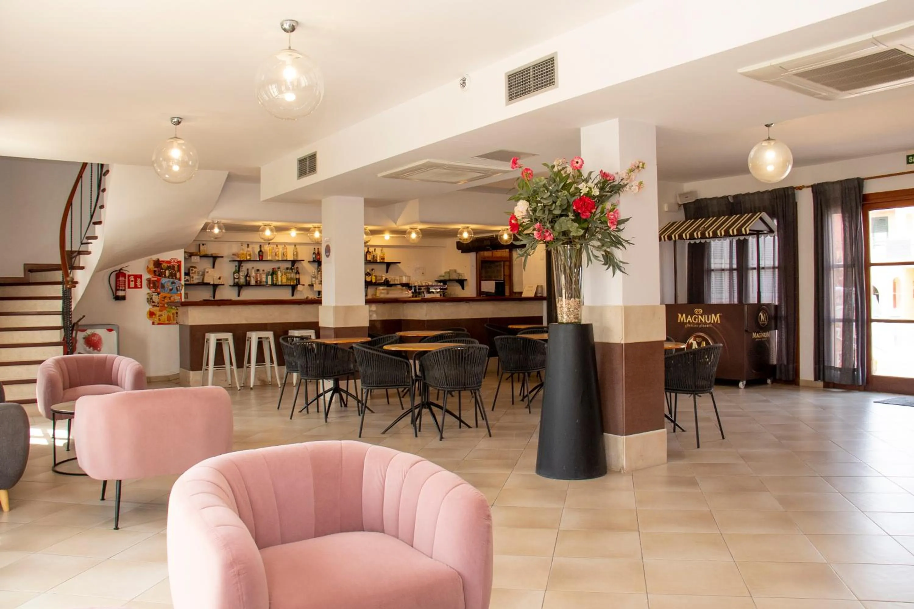 Lounge or bar in Grupoandria Aparthotel Club Andria