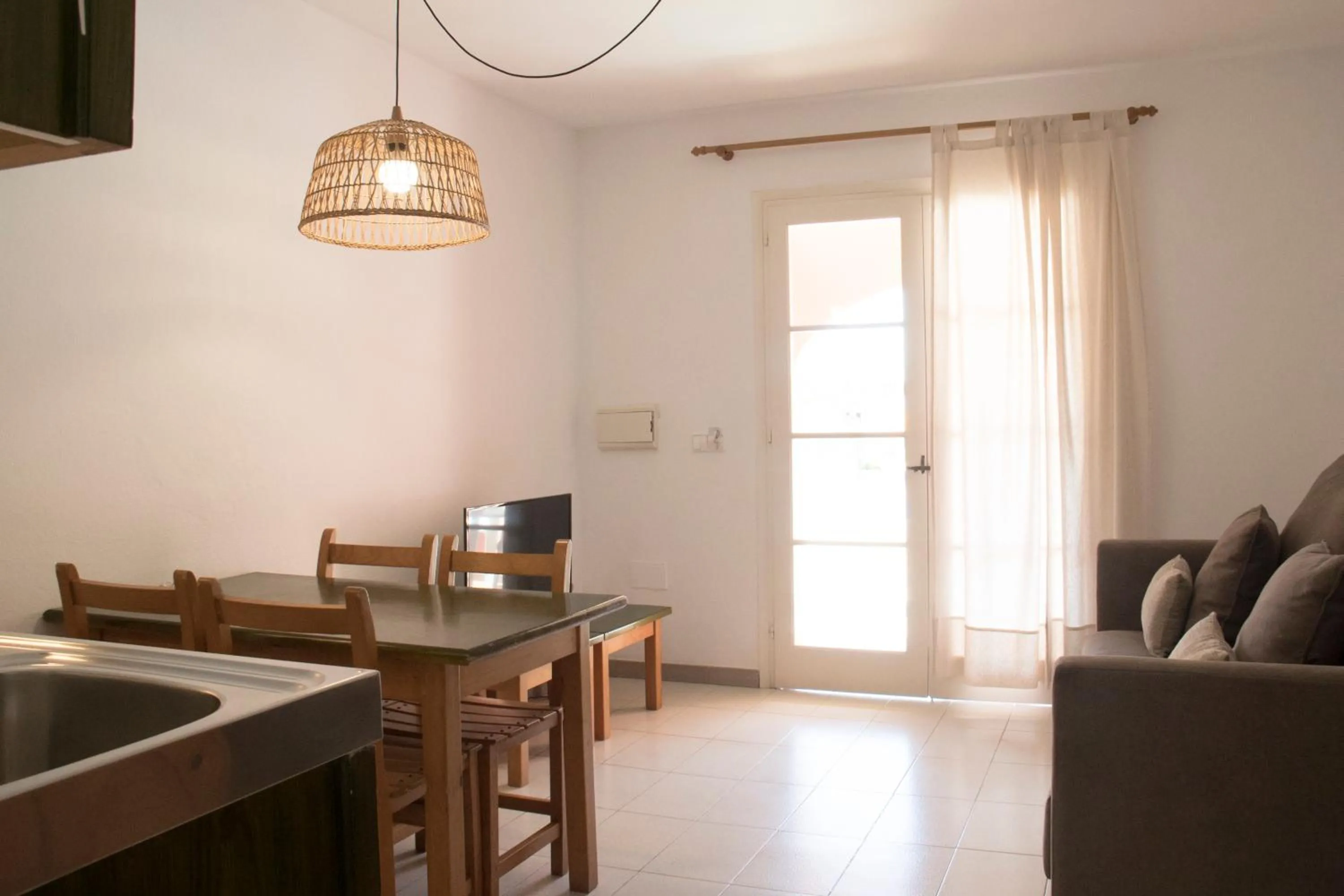 TV and multimedia in Grupoandria Aparthotel Club Andria