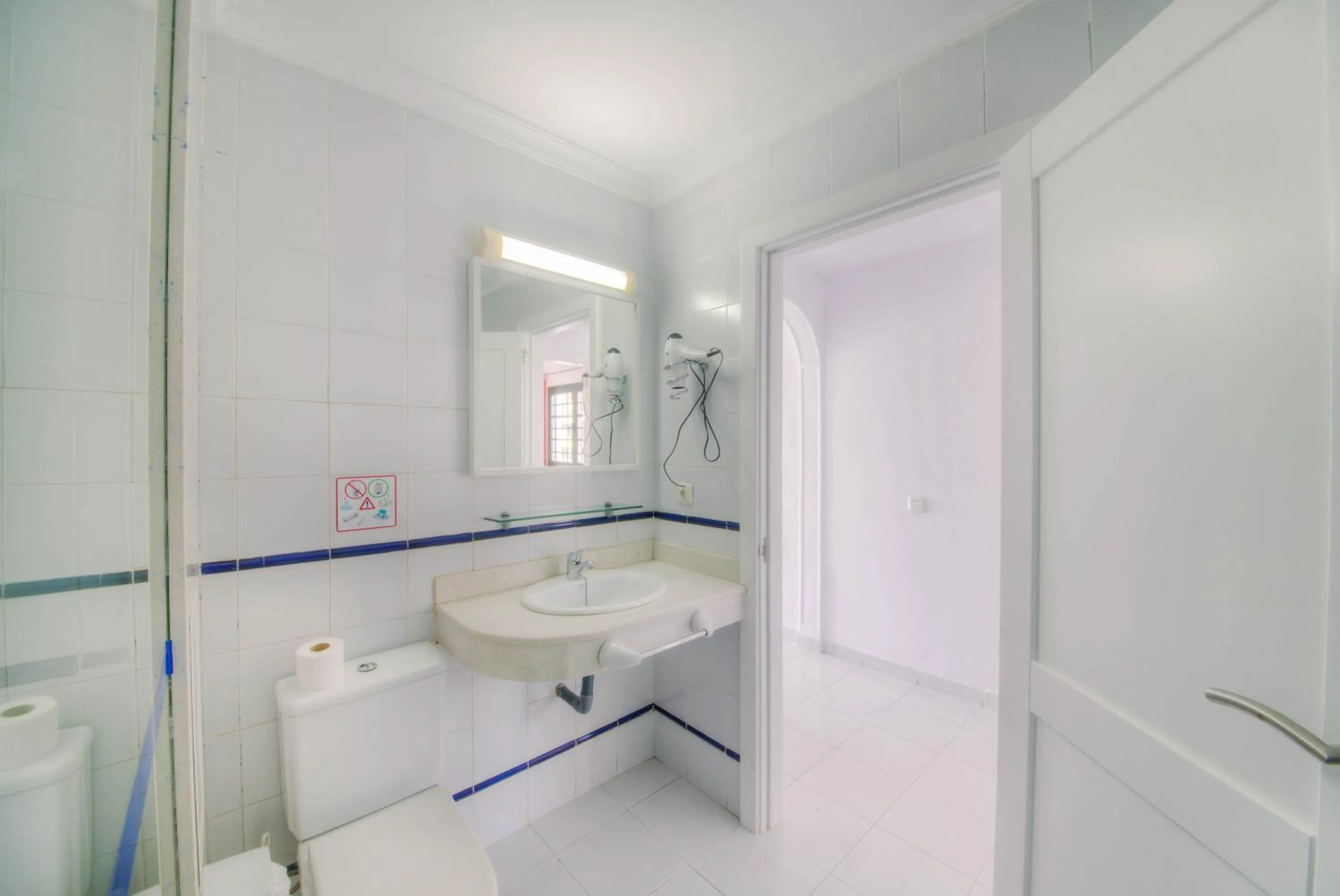 Bathroom in Apartamentos Moraña