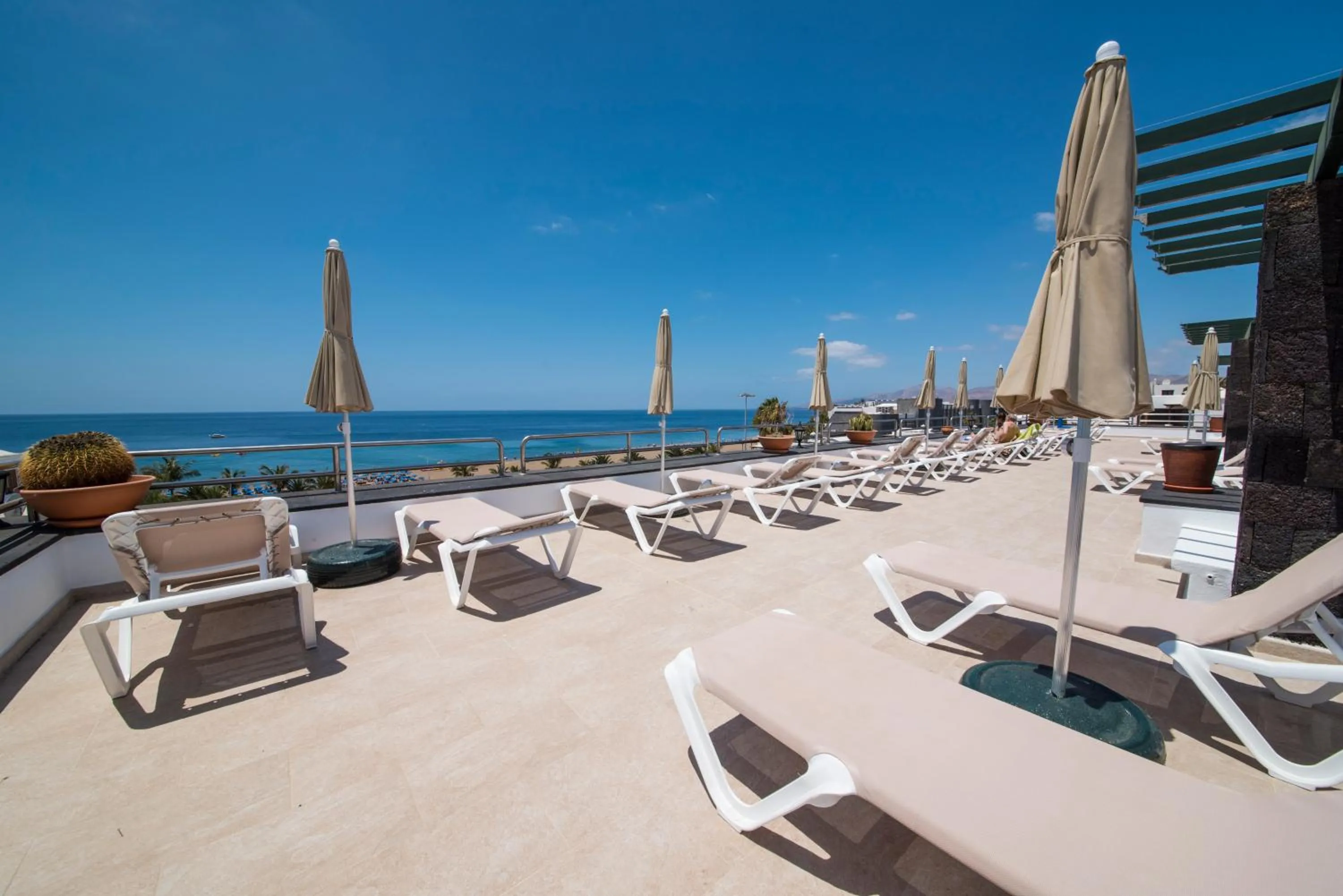 Solarium in Apartamentos Moraña