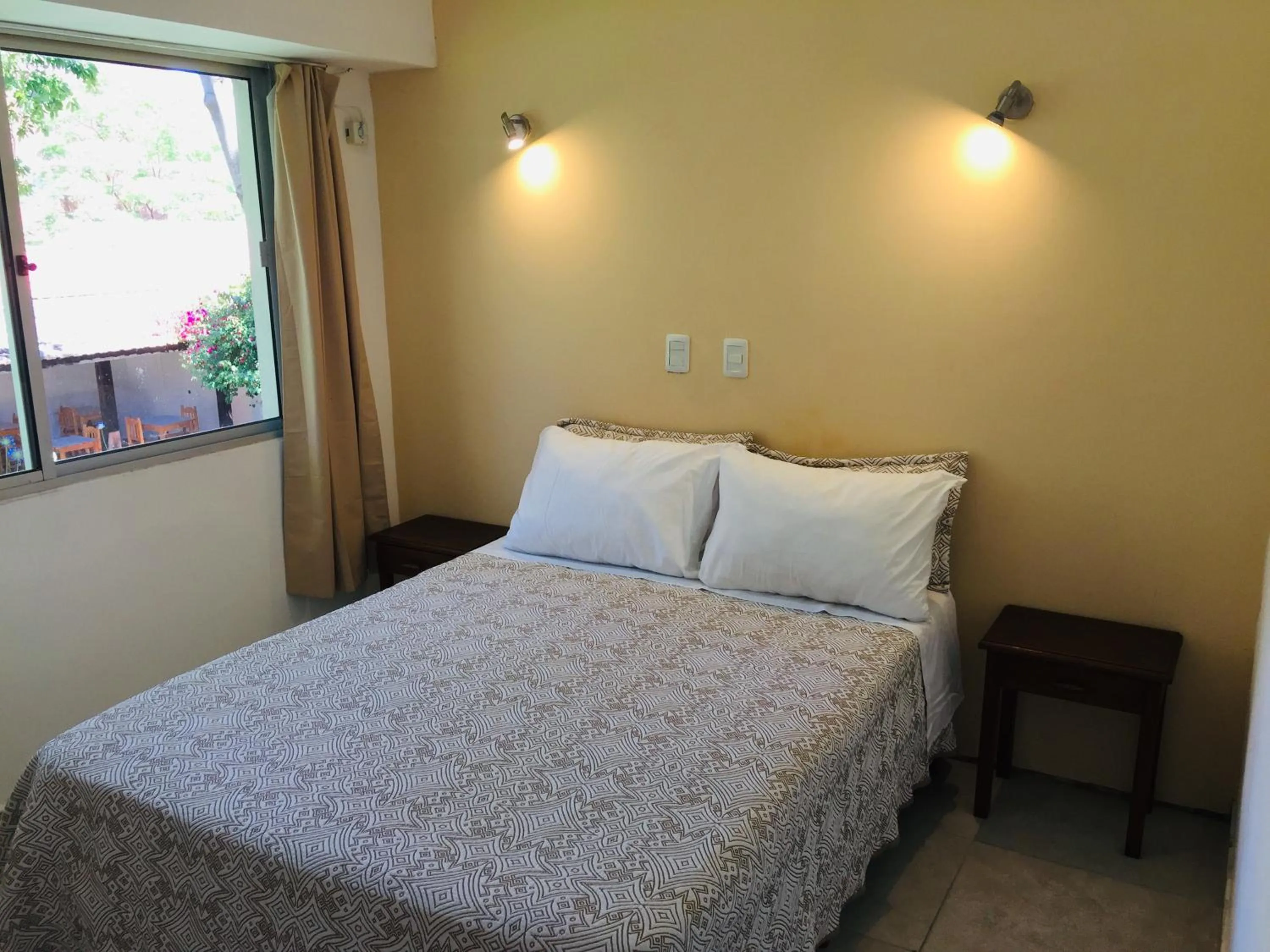 Bed in San Remo Punta Hotel