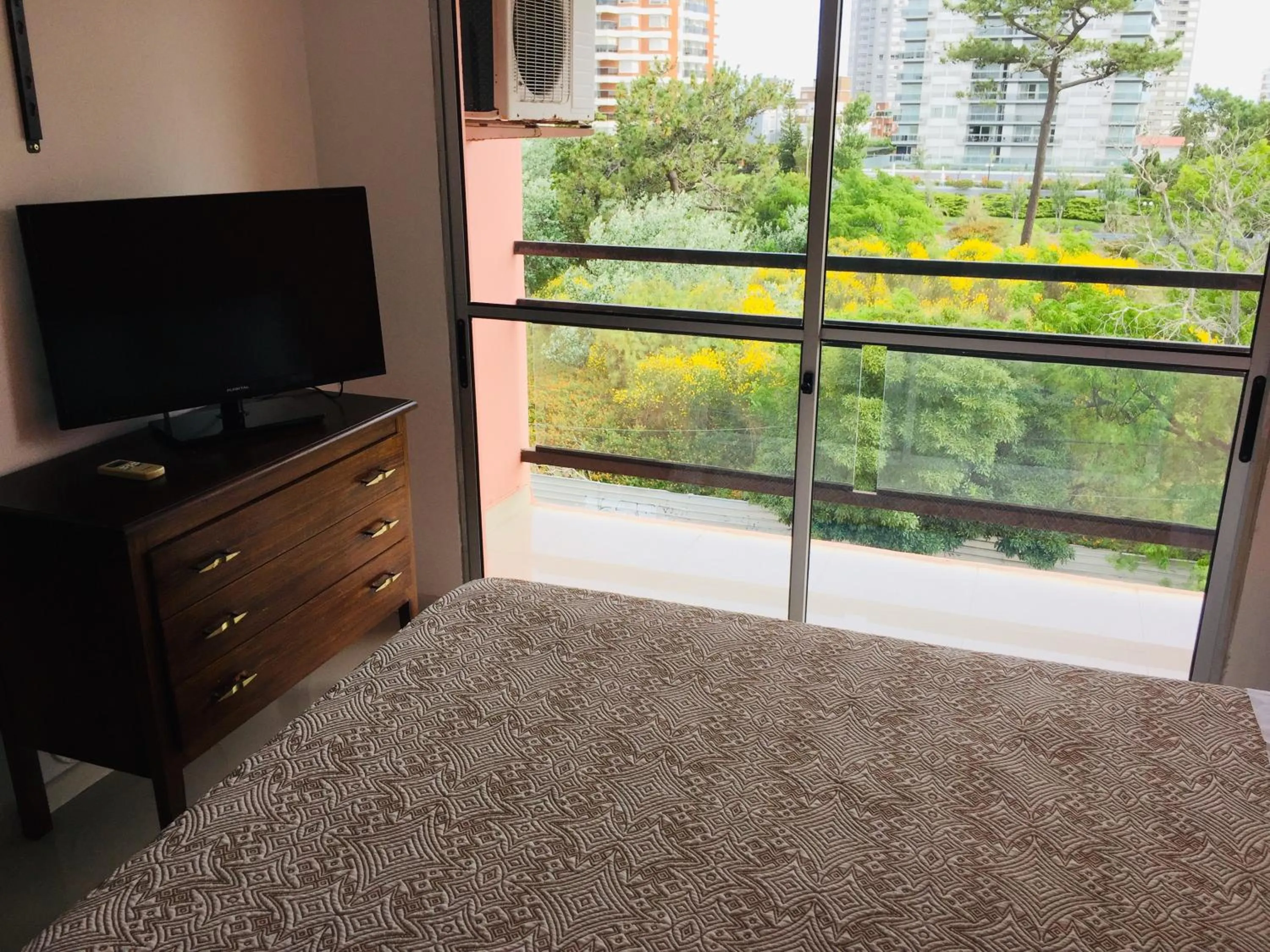 Bed in San Remo Punta Hotel