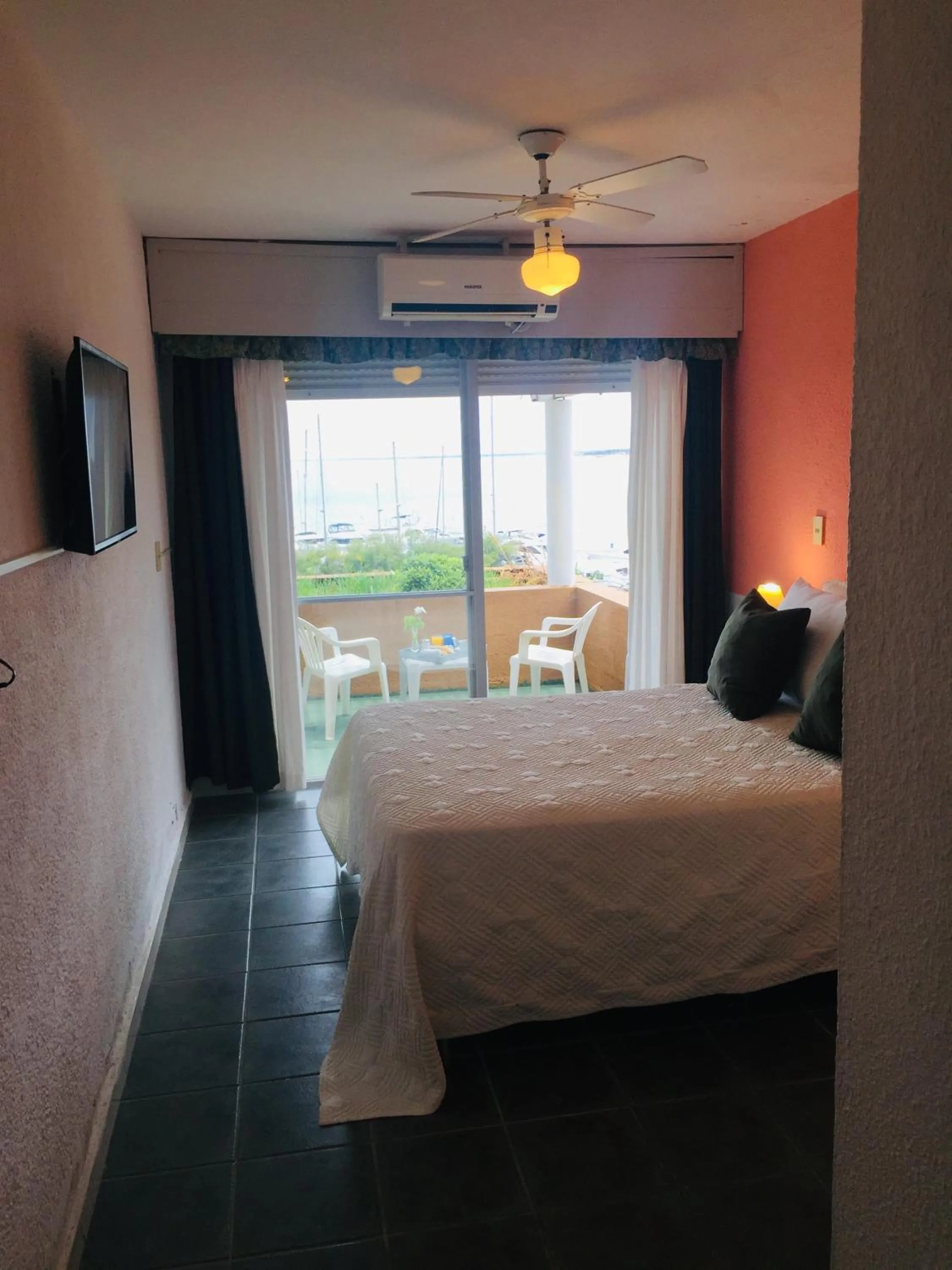 Bedroom, Bed in San Remo Terrazas Hotel