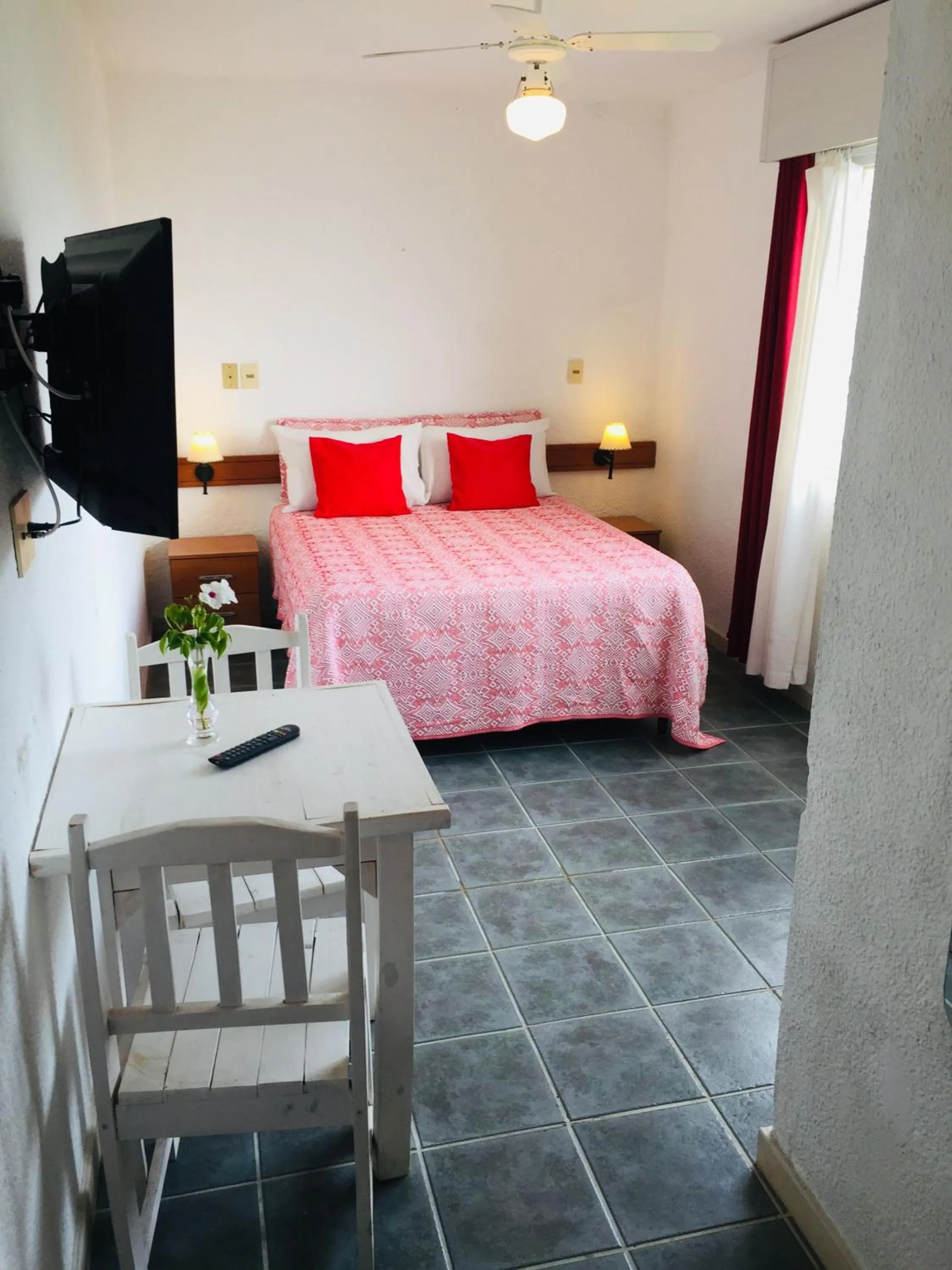 Bedroom, Bed in San Remo Terrazas Hotel