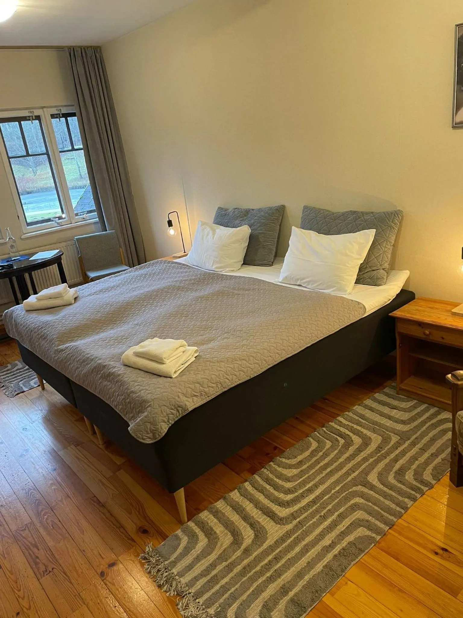 Bed in Park Hotel Brūzis