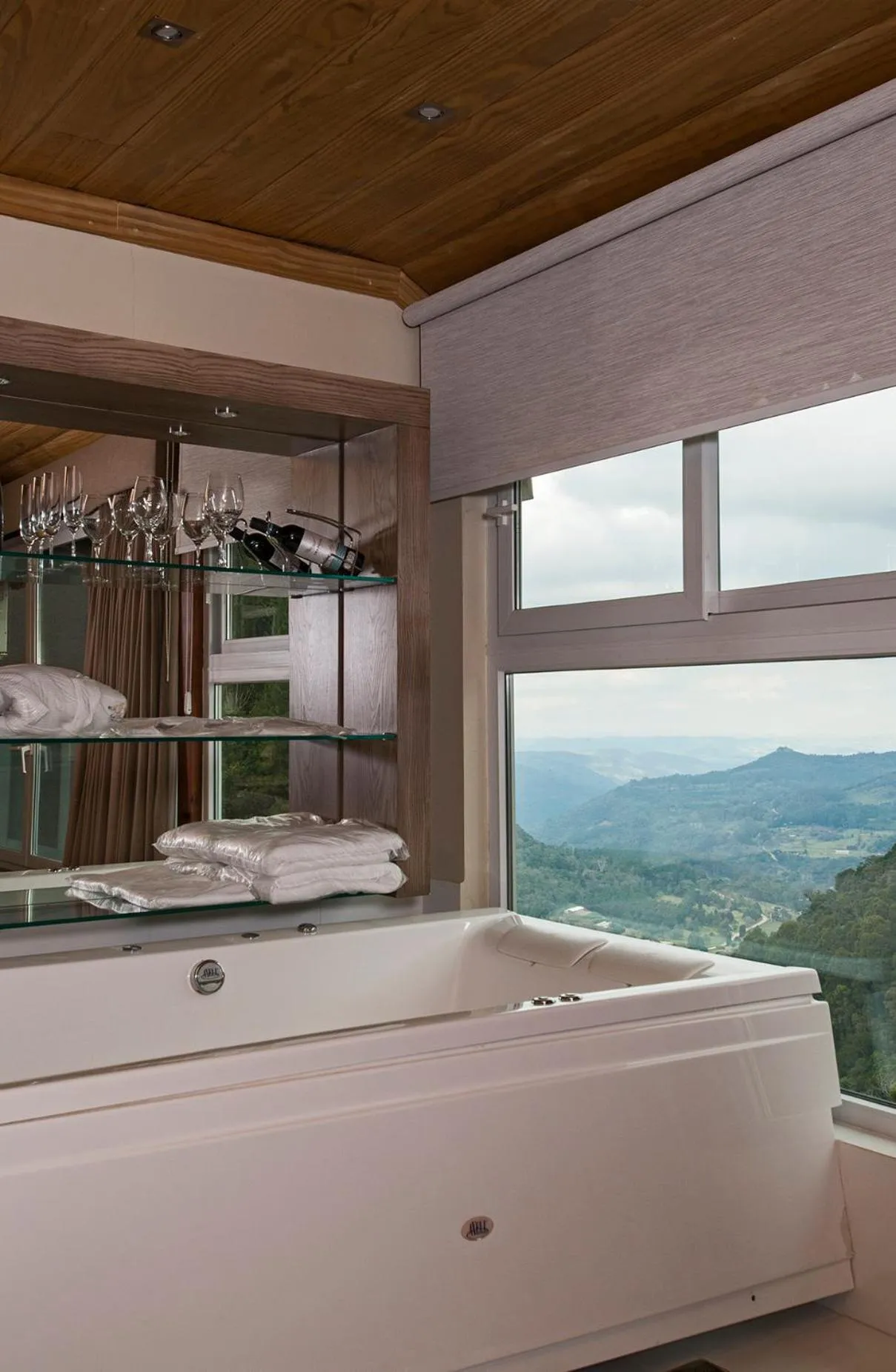 Bath in Villa Bella Hotel & SPA Gramado