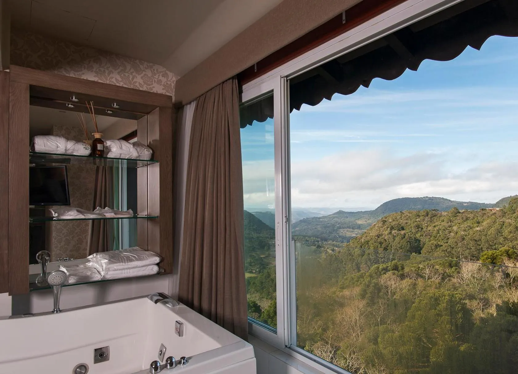 Natural landscape in Villa Bella Hotel & SPA Gramado