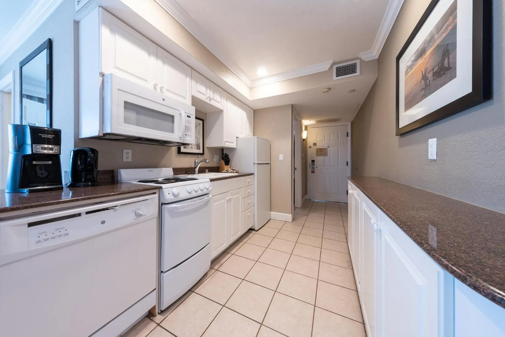 kitchen in Carlsbad Inn Beach Resort