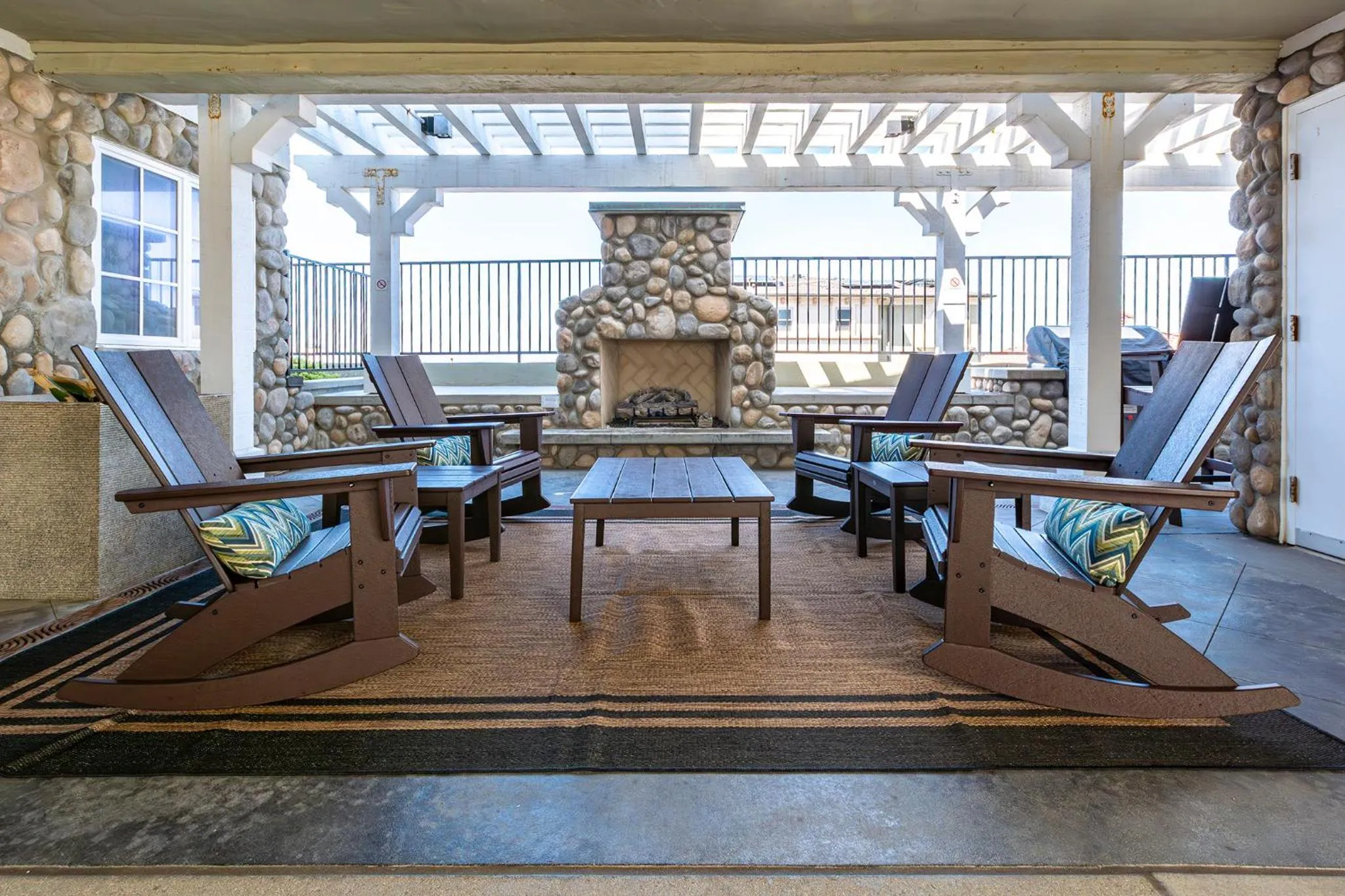 Seating area in Carlsbad Inn Beach Resort