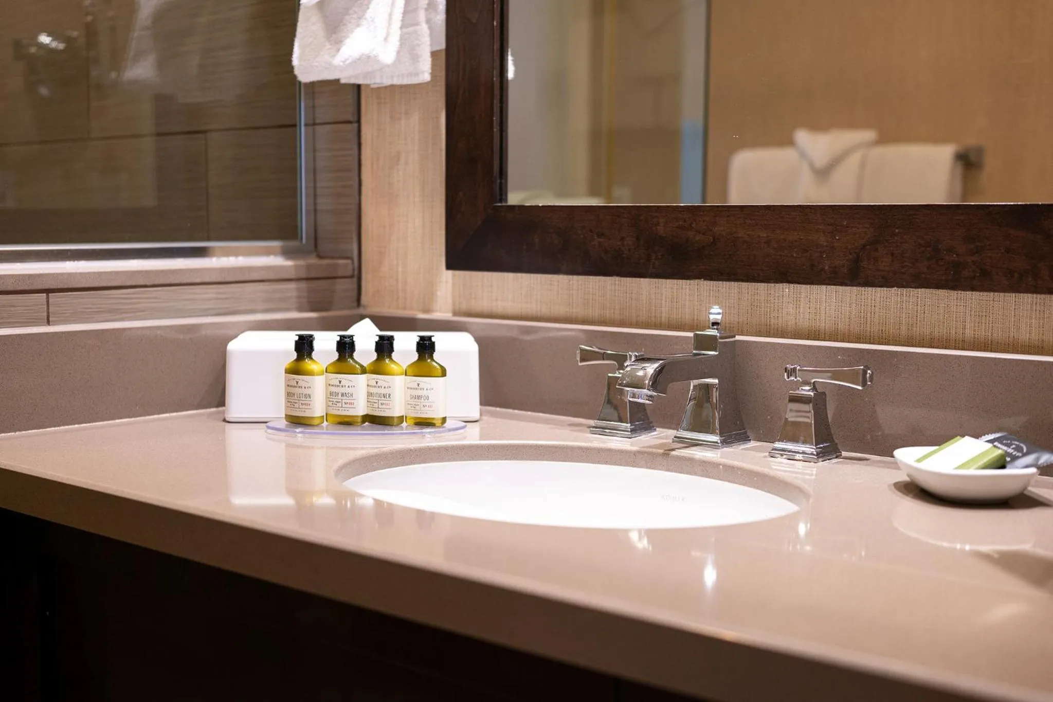 Bathroom in Carlsbad Inn Beach Resort