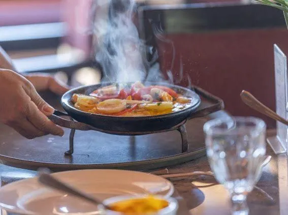 Food and drinks in Hotel Karapitangui