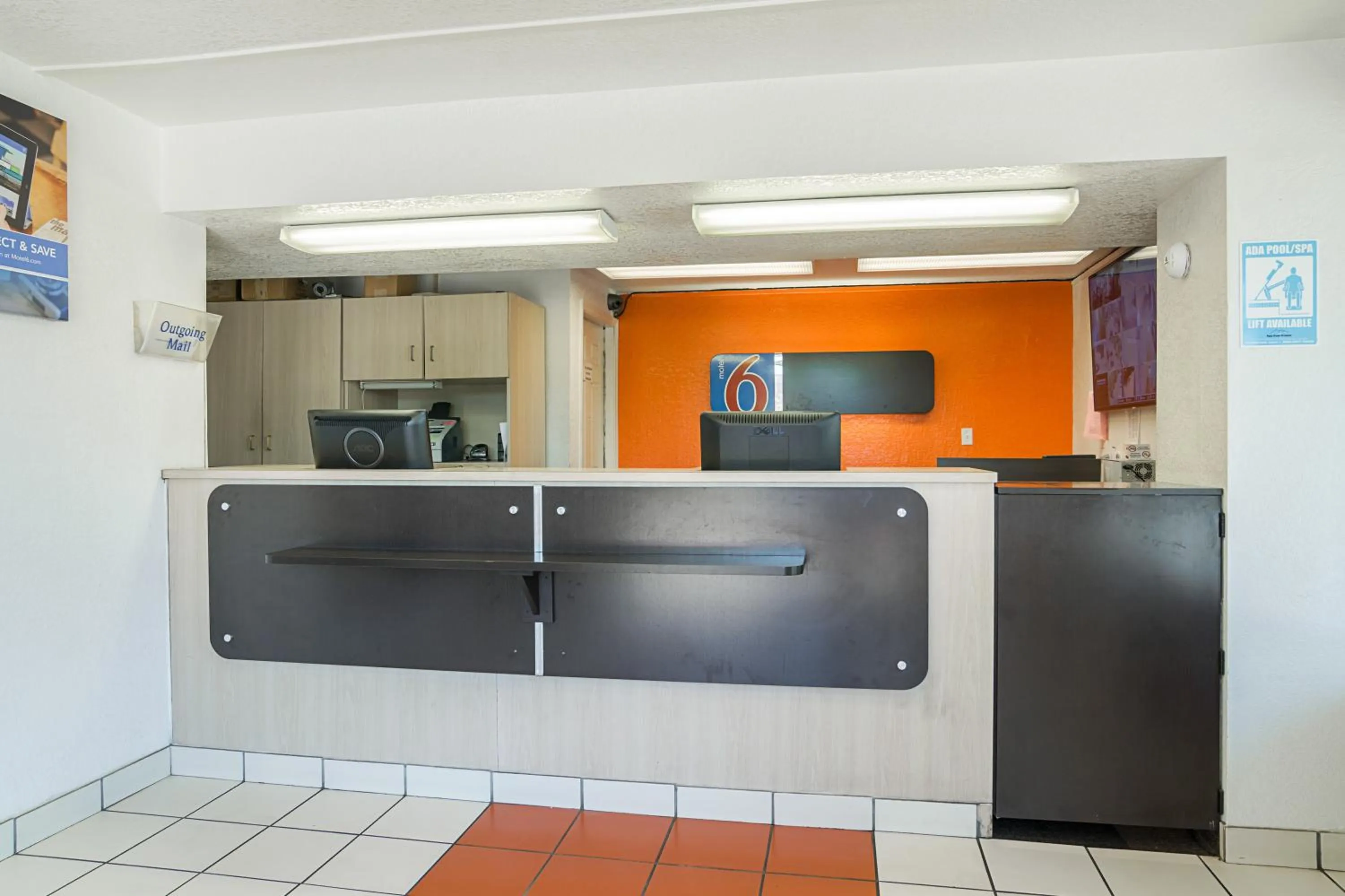 Lobby or reception in Motel 6-Little Rock, AR - West