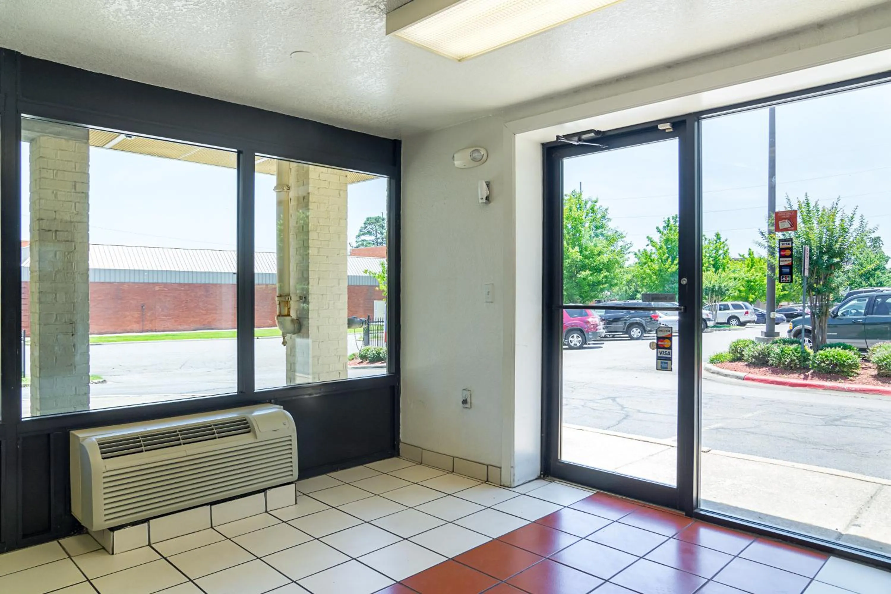 Lobby or reception in Motel 6-Little Rock, AR - West