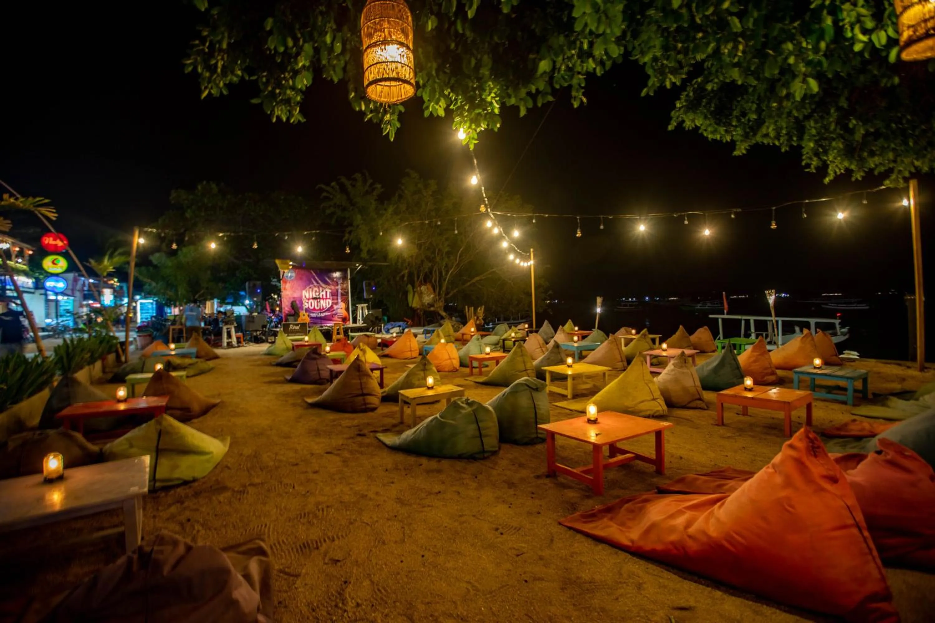 Restaurant/places to eat in Gili Sands Hotel & Bar