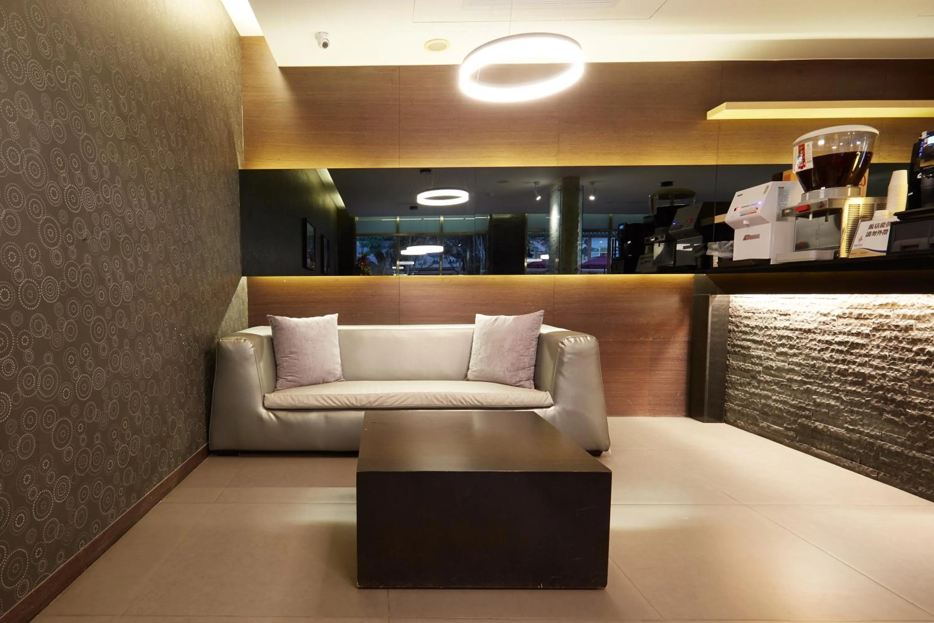 Seating area in Hai Fu Hotel & Suites