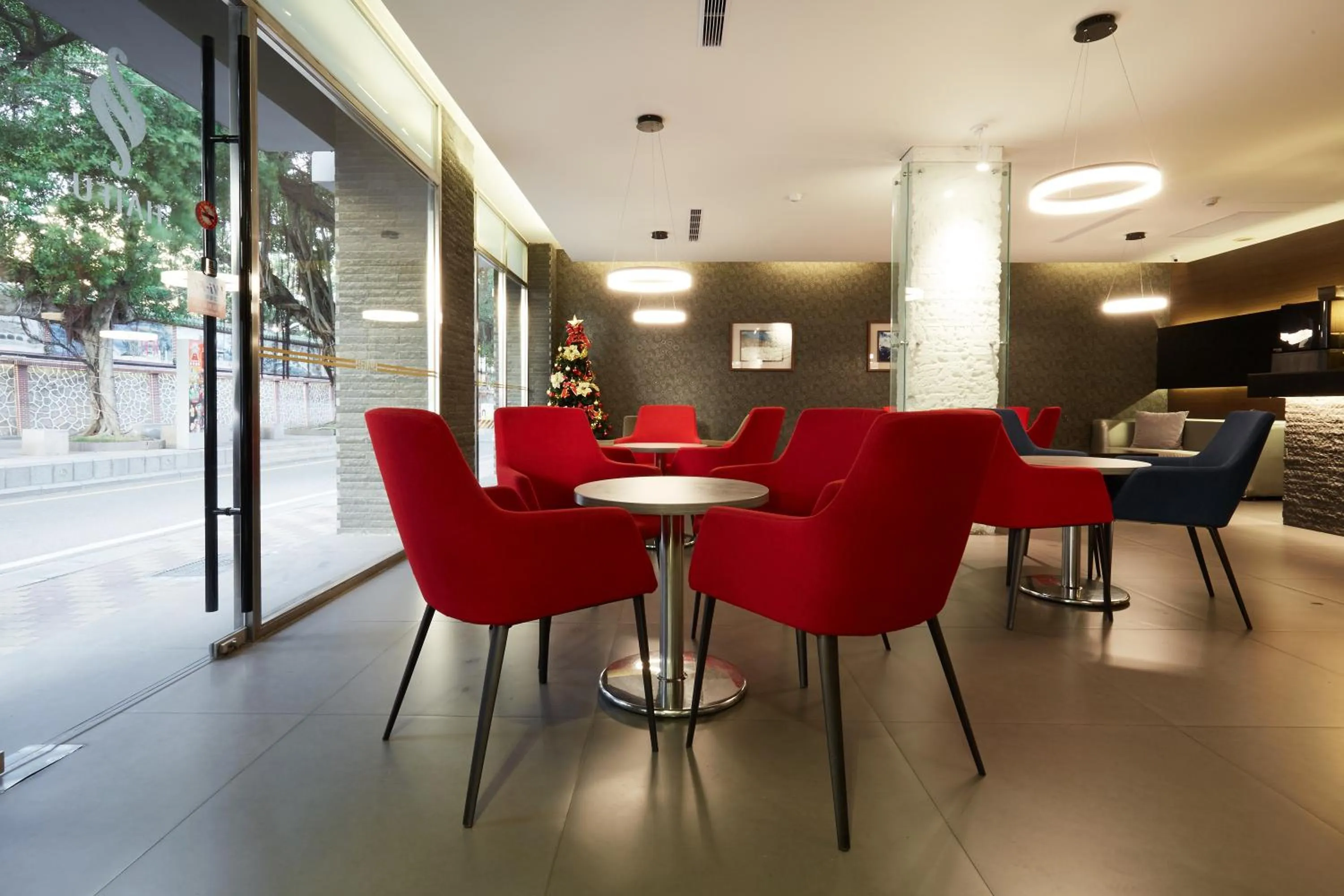 Seating area in Hai Fu Hotel & Suites