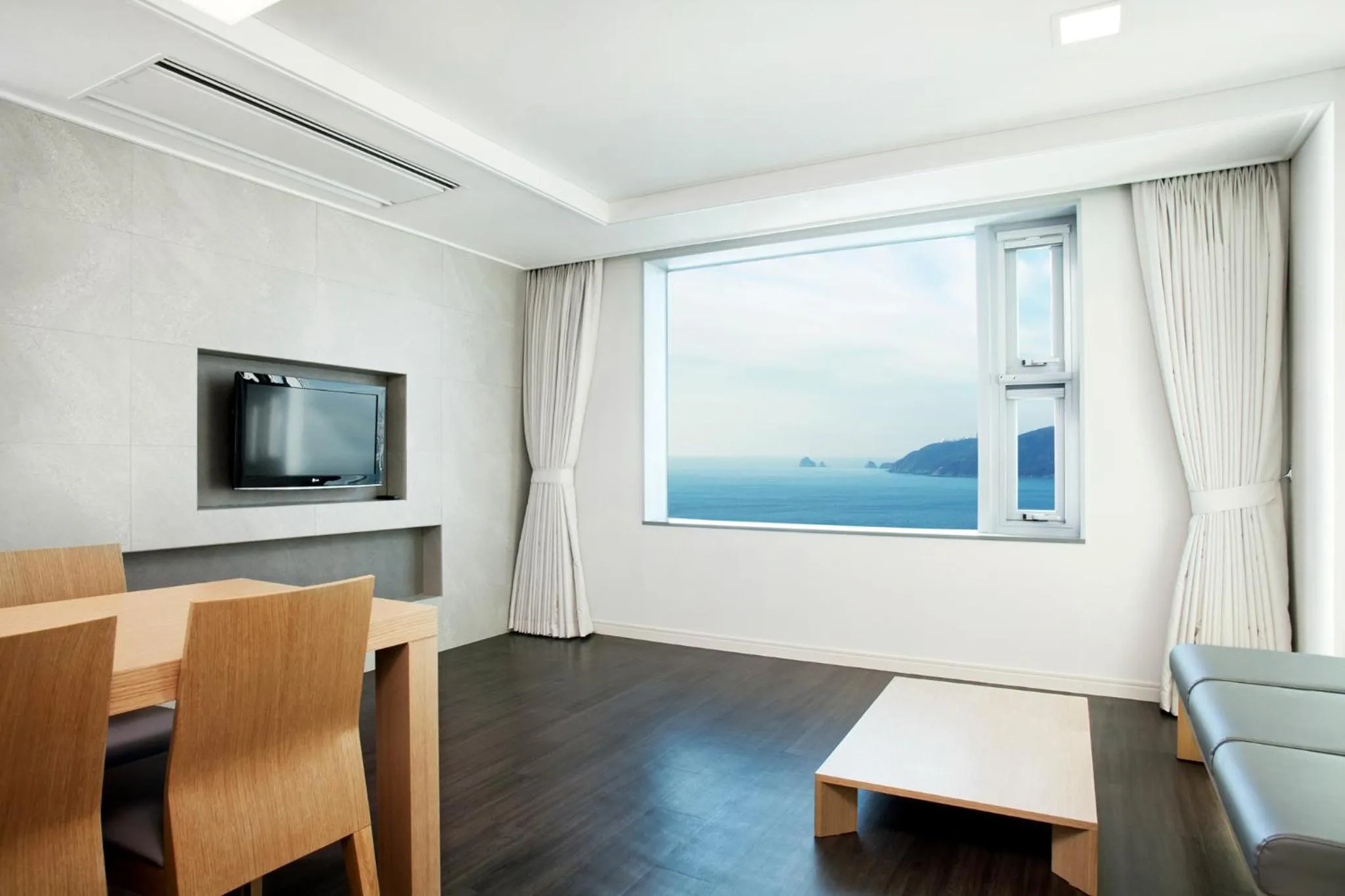 Photo of the whole room in Hanwha Resort Haeundae
