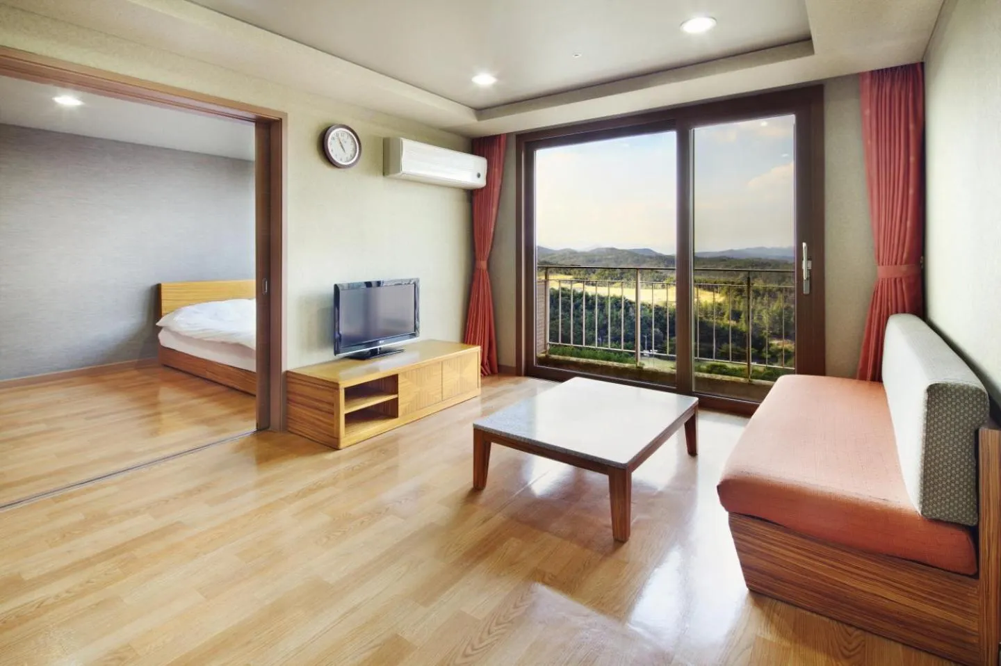 Bed in Hanwha Resort Gyeongju