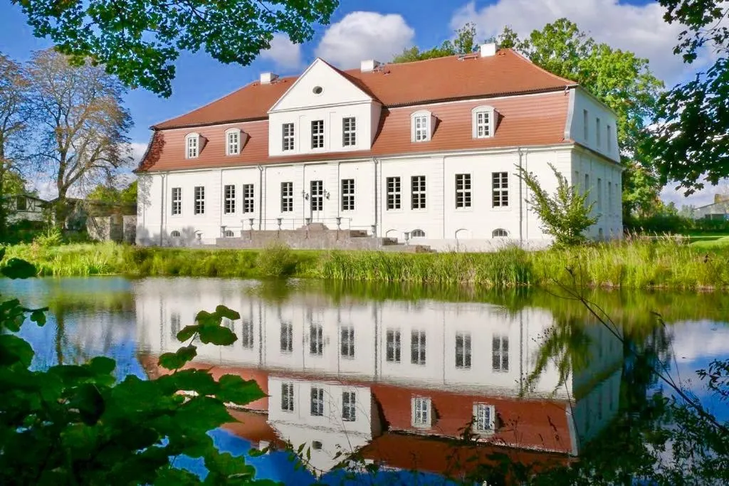Facade/entrance in Jagdschloss Kotelow
