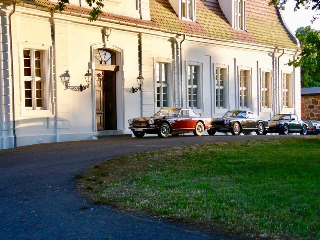 Facade/entrance in Jagdschloss Kotelow