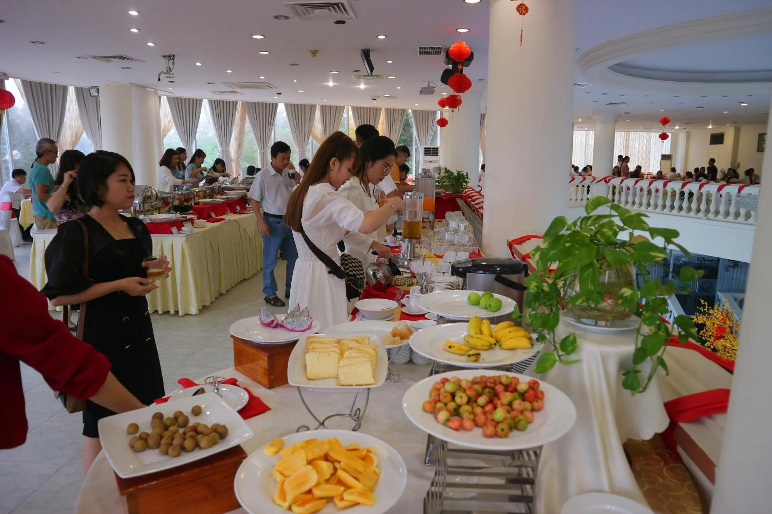 Food and drinks in Sammy Hotel