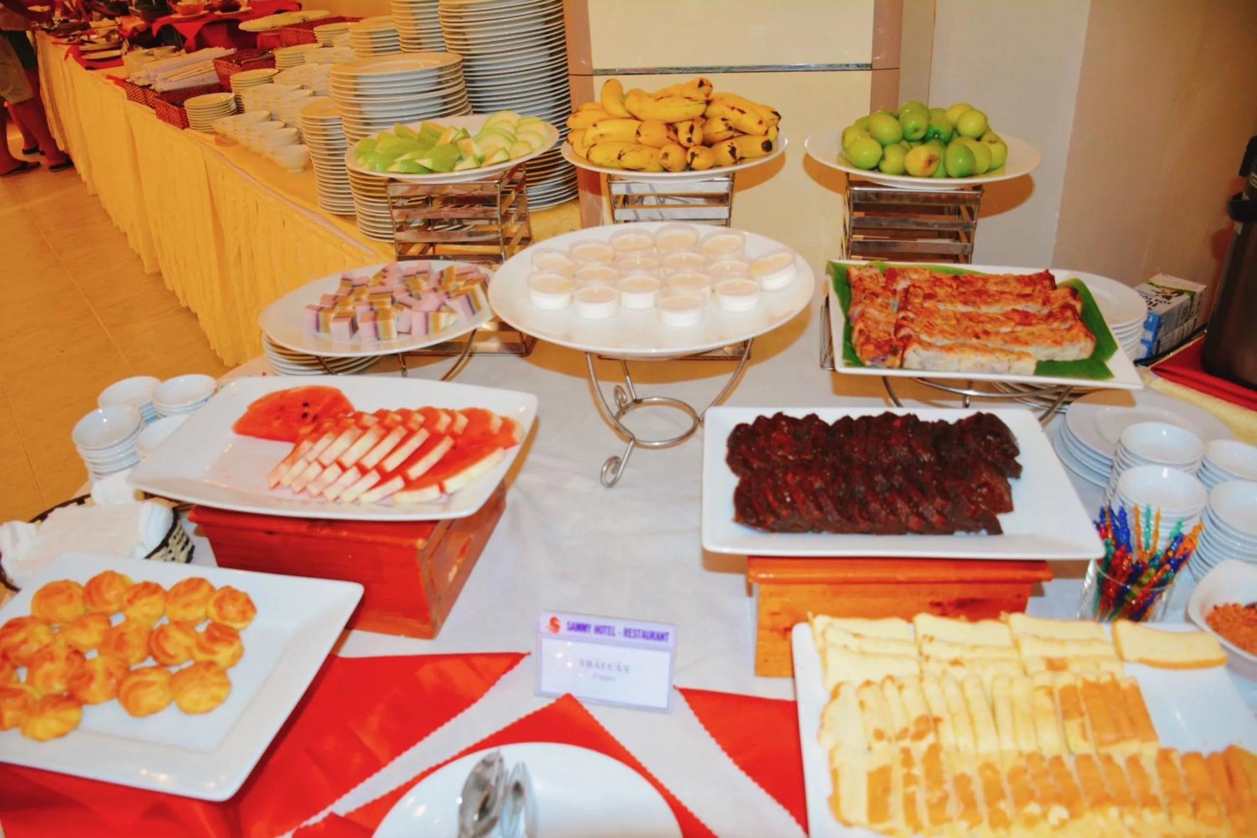 Food and drinks in Sammy Hotel